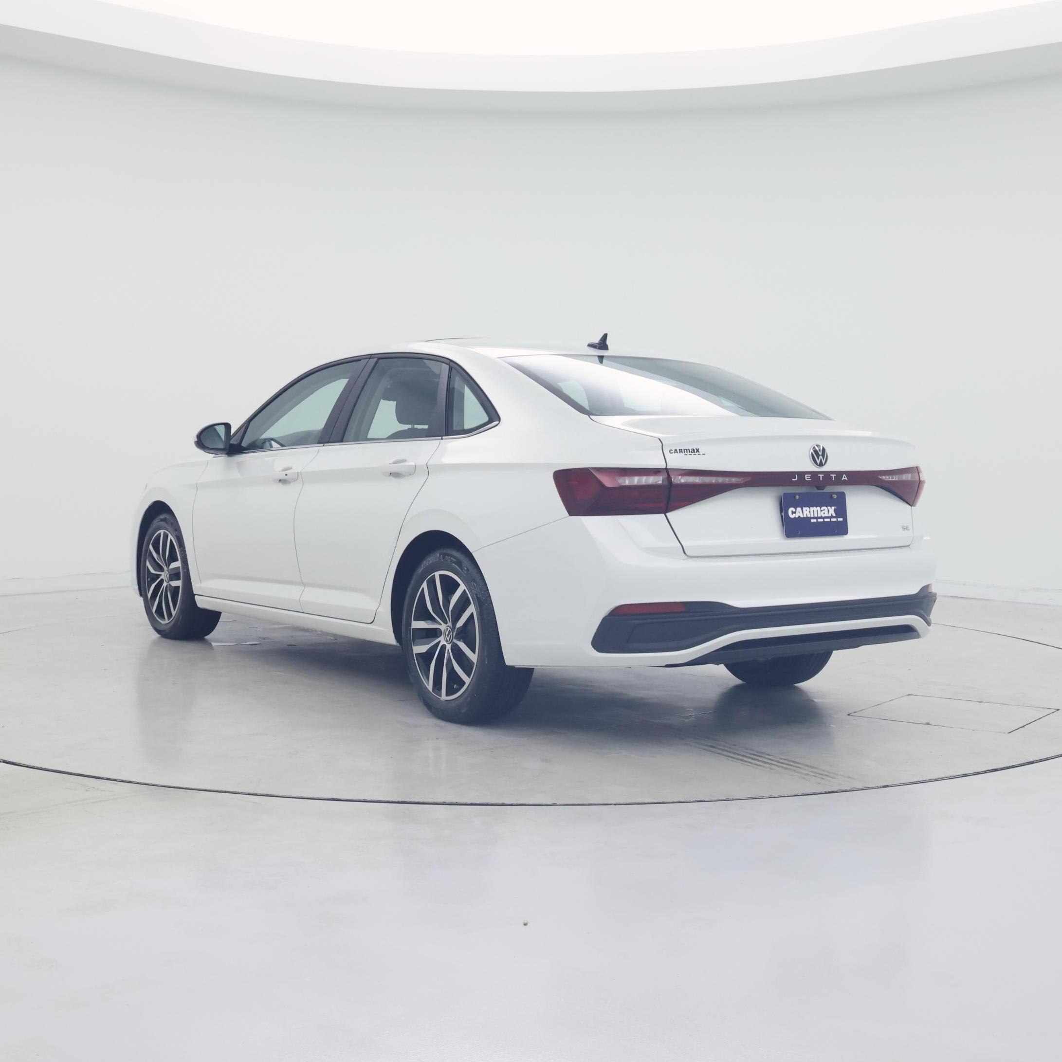 Thumbnail: 2025 Volkswagen Jetta - 2