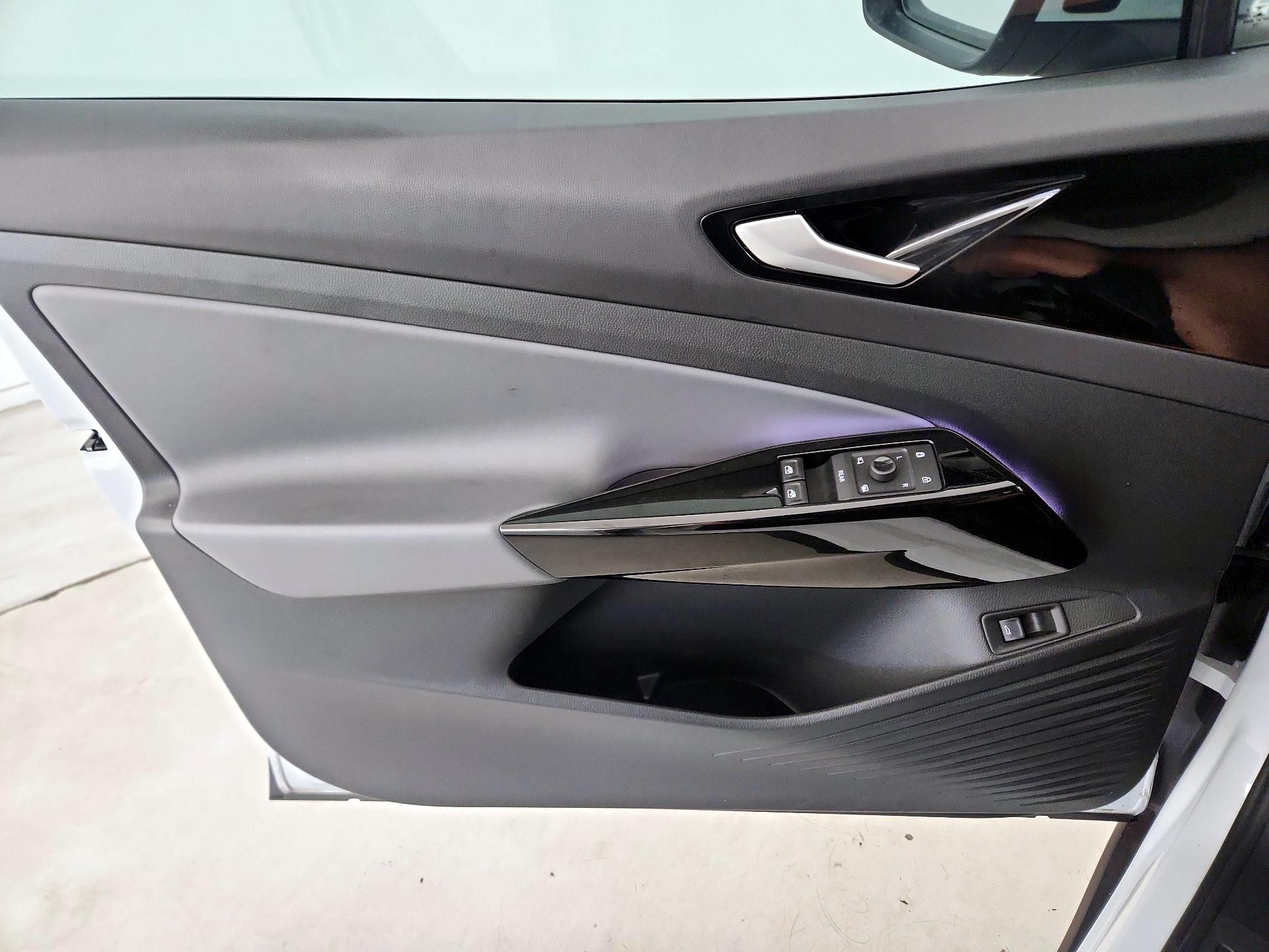 Thumbnail: 2022 Volkswagen ID.4 - 12