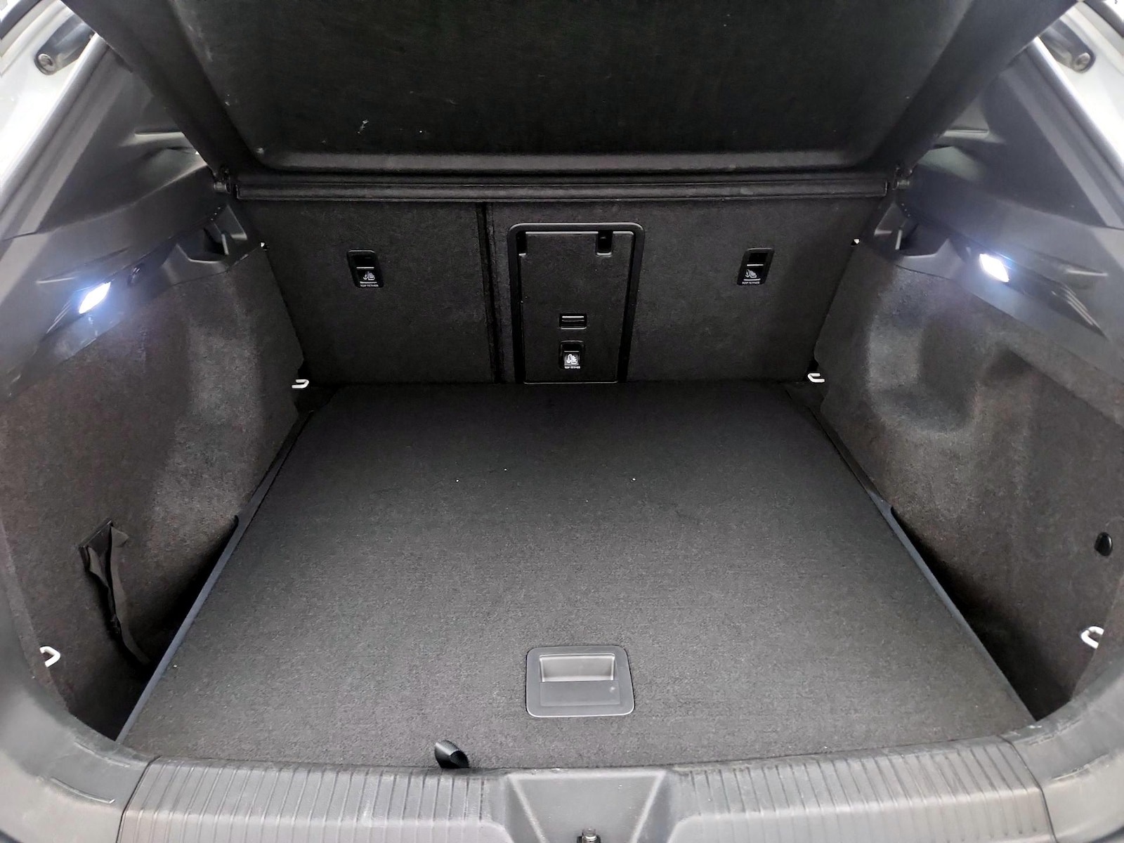 2022 Volkswagen ID.4 PRO S - Photo 22