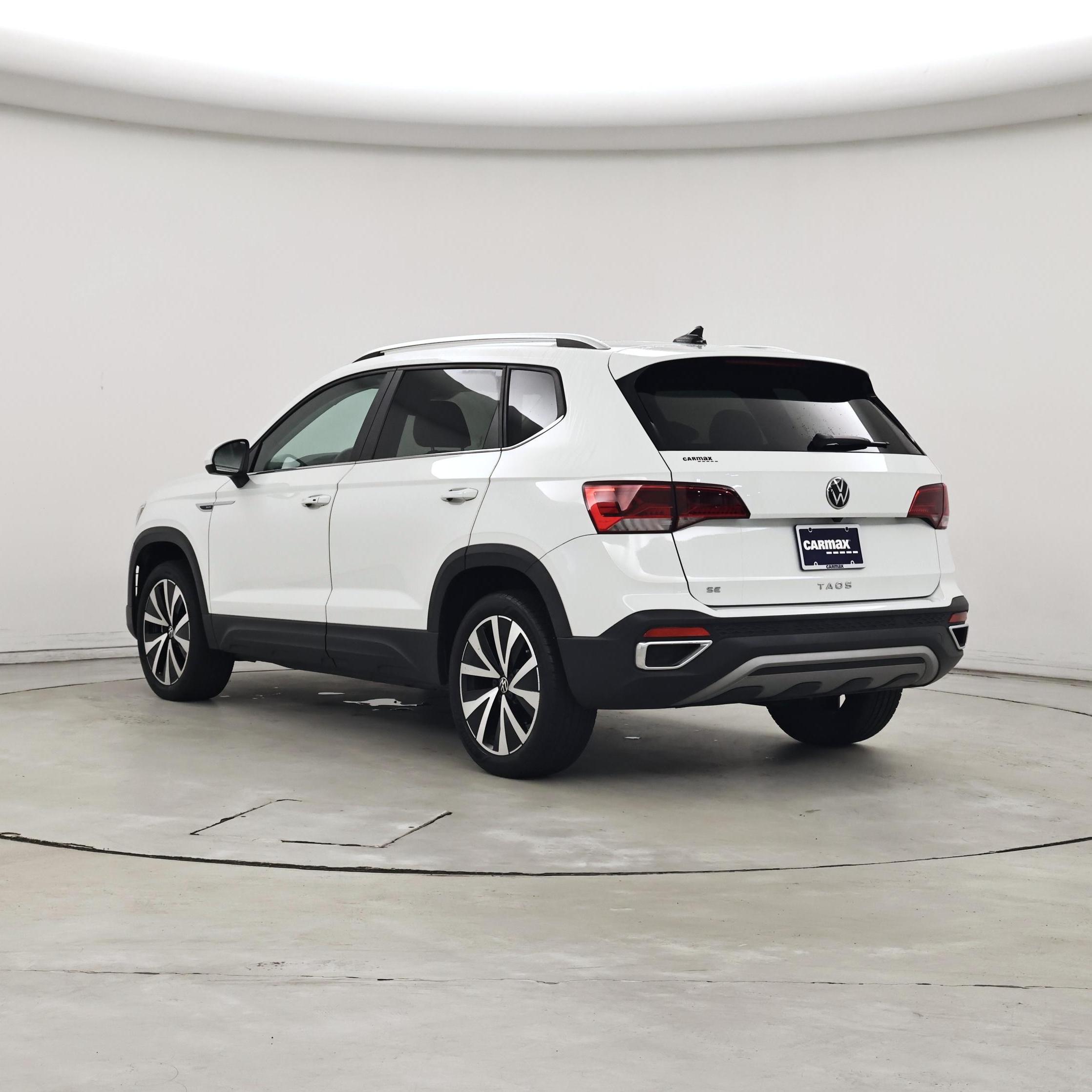 Thumbnail: 2023 Volkswagen Taos - 2