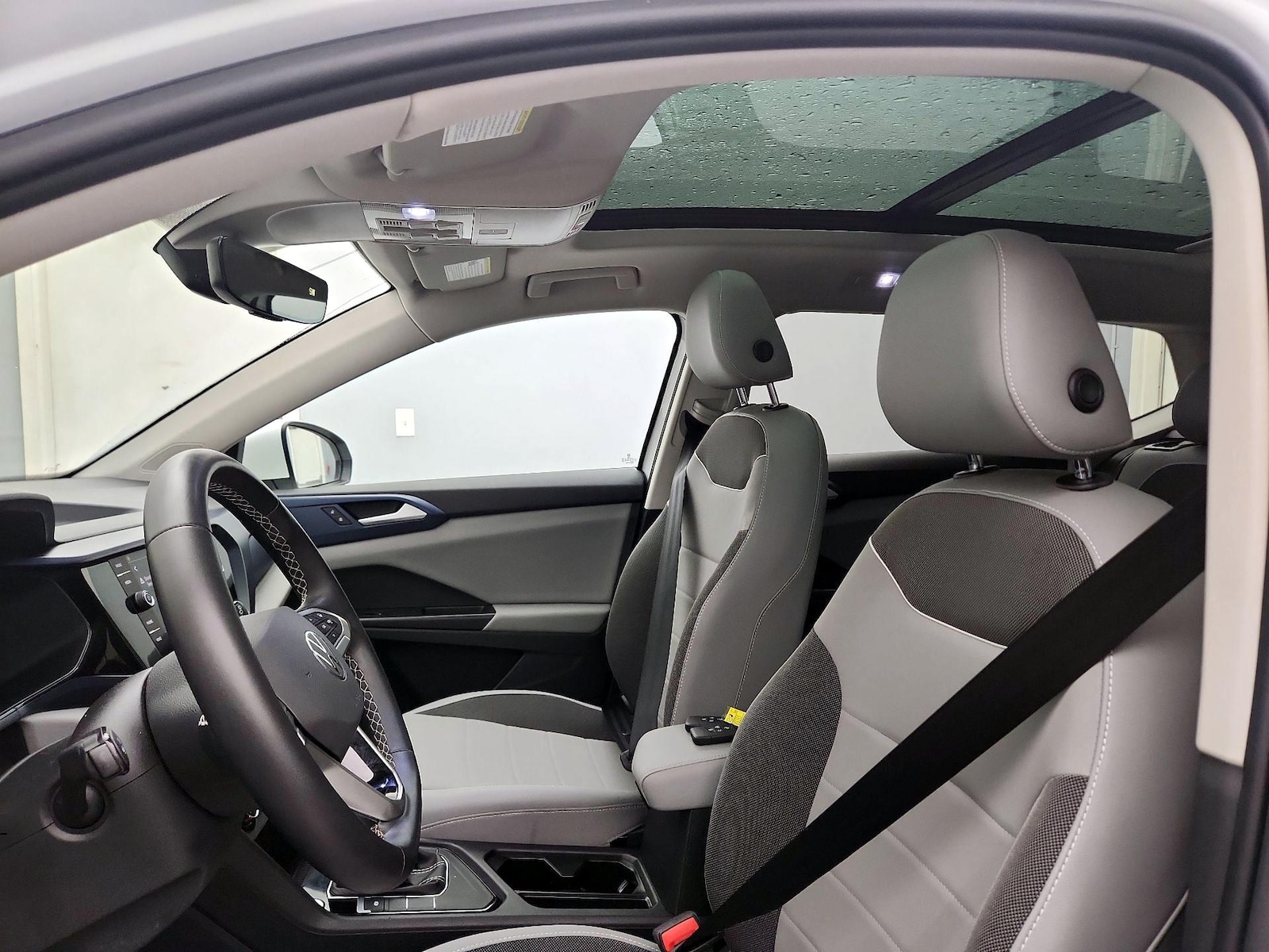 2023 Volkswagen Taos SE - Photo 20