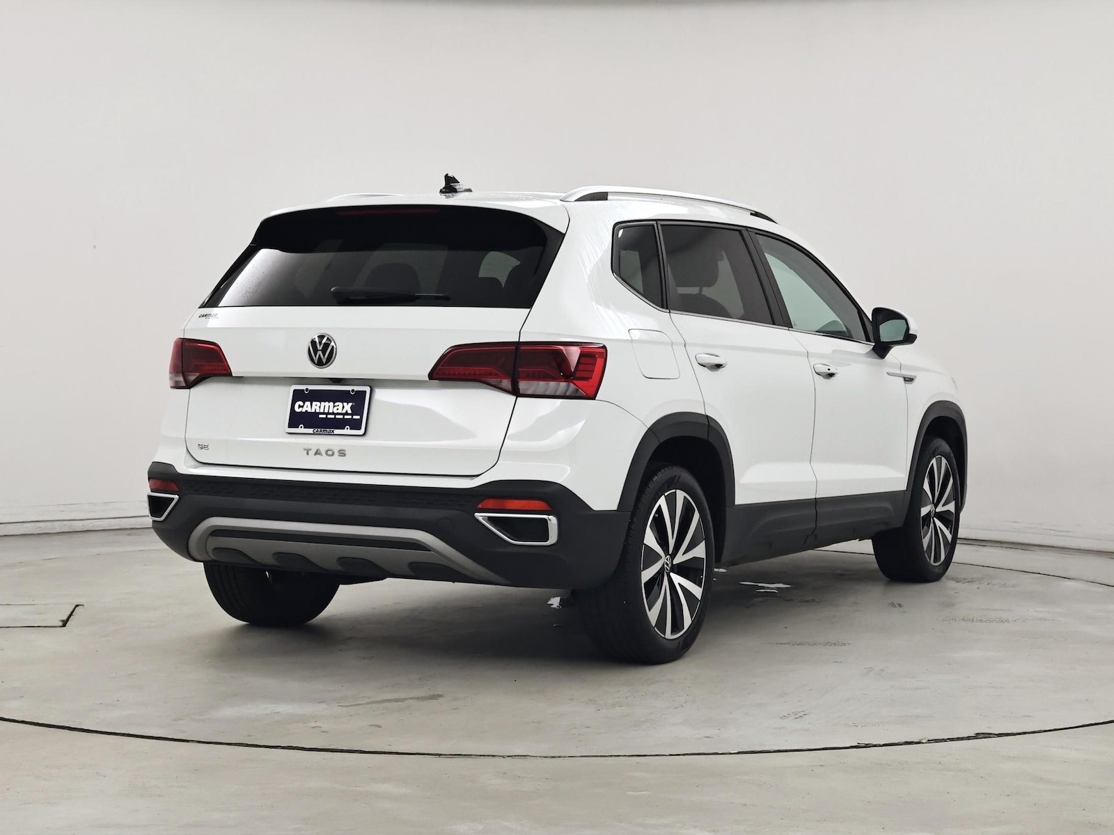 2023 Volkswagen Taos SE - Photo 9