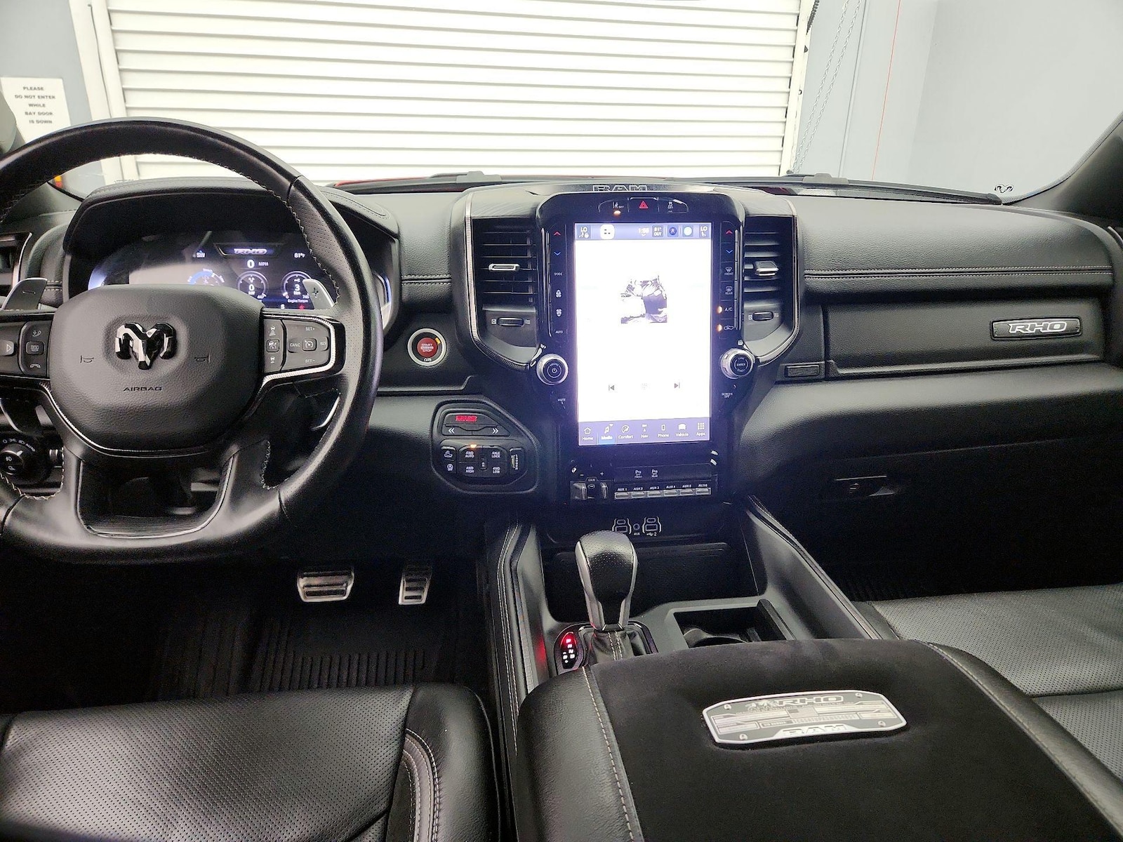 Photo 10