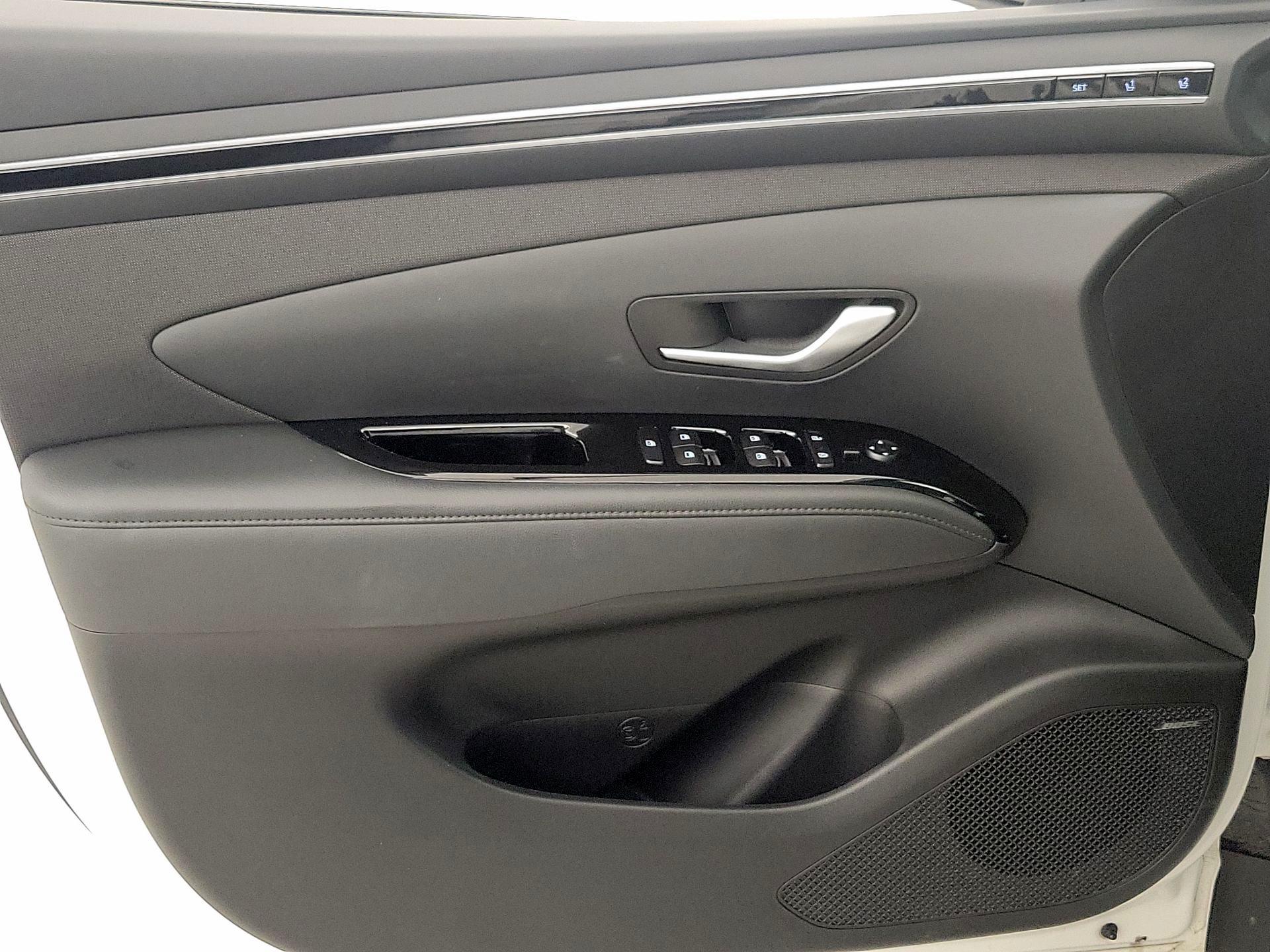 Thumbnail: 2023 Hyundai Tucson - 12