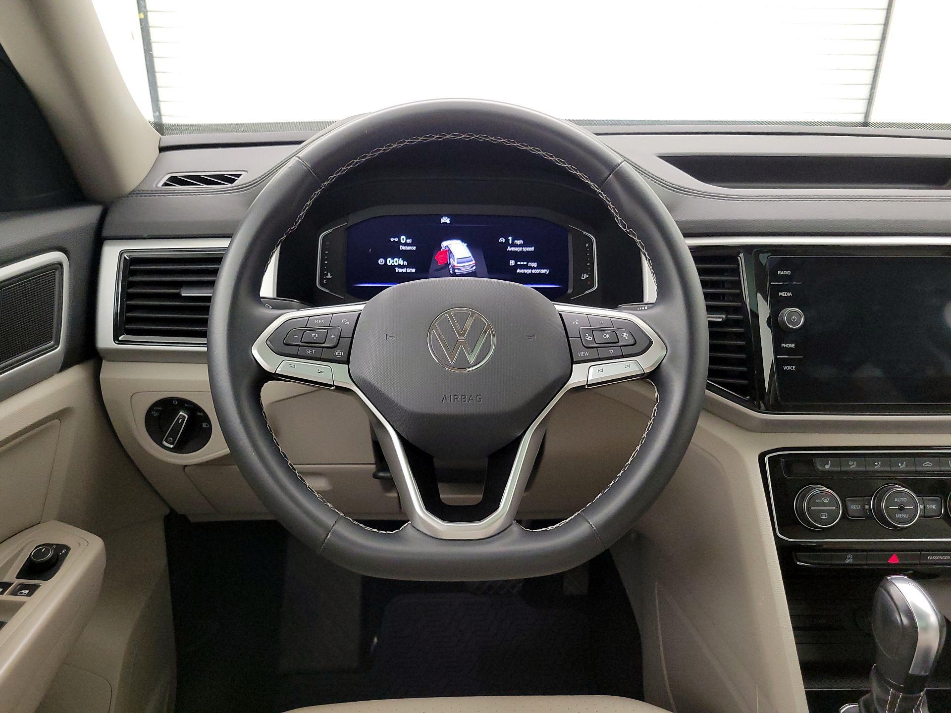 Thumbnail: 2022 Volkswagen Atlas - 10