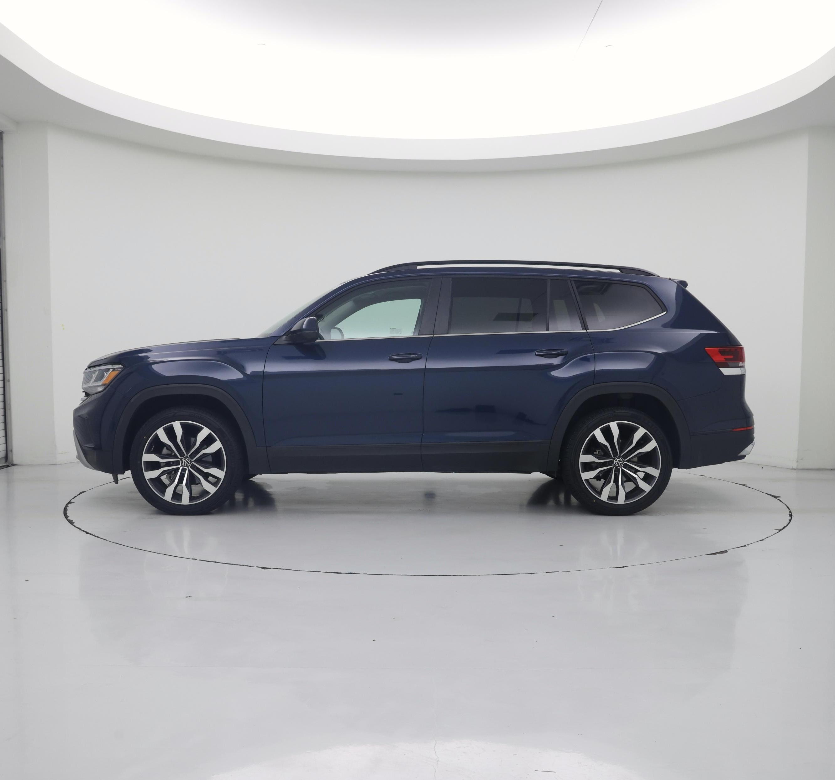 Thumbnail: 2022 Volkswagen Atlas - 3