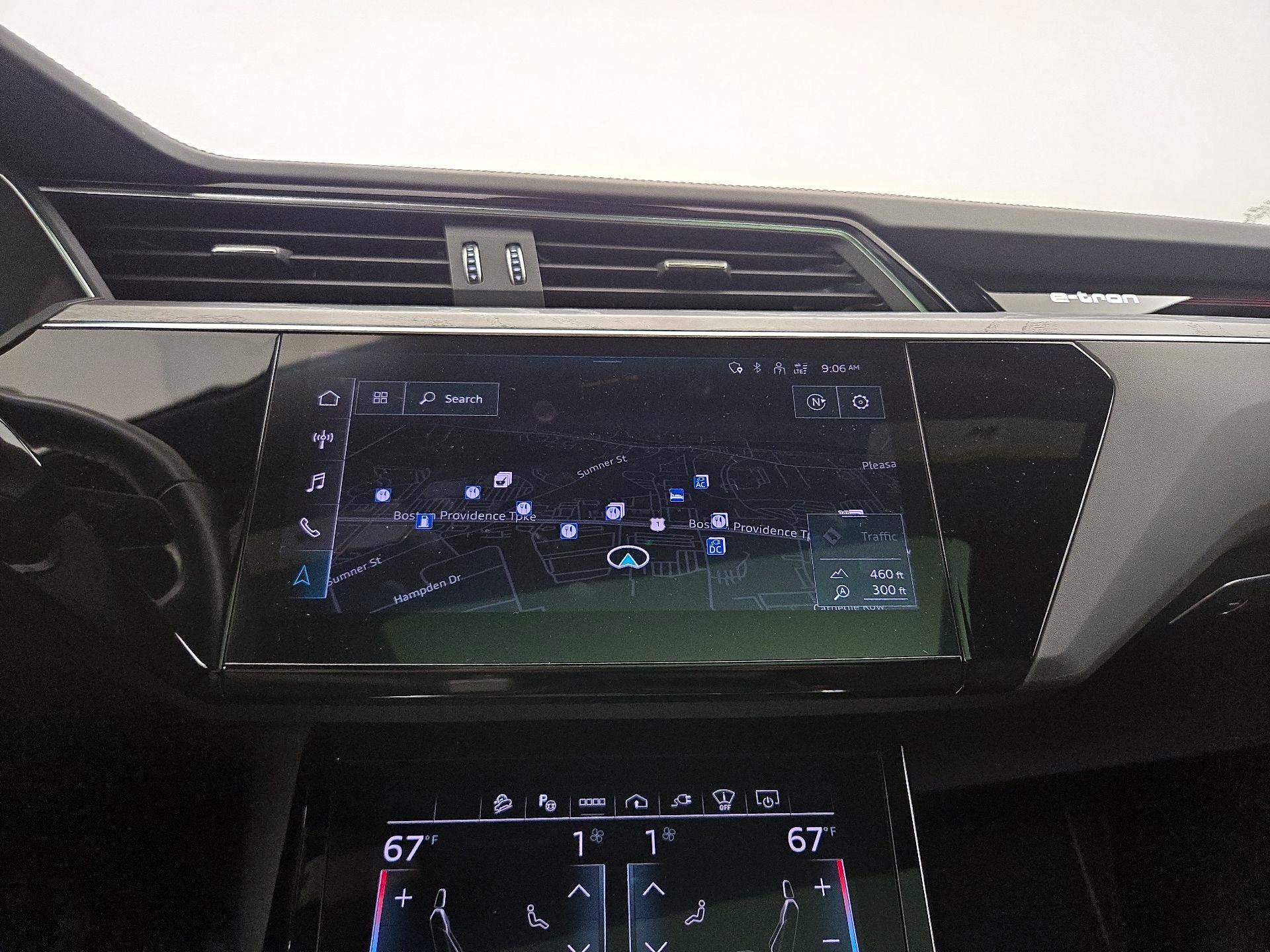 Thumbnail: 2024 Audi Q8 e-tron - 14