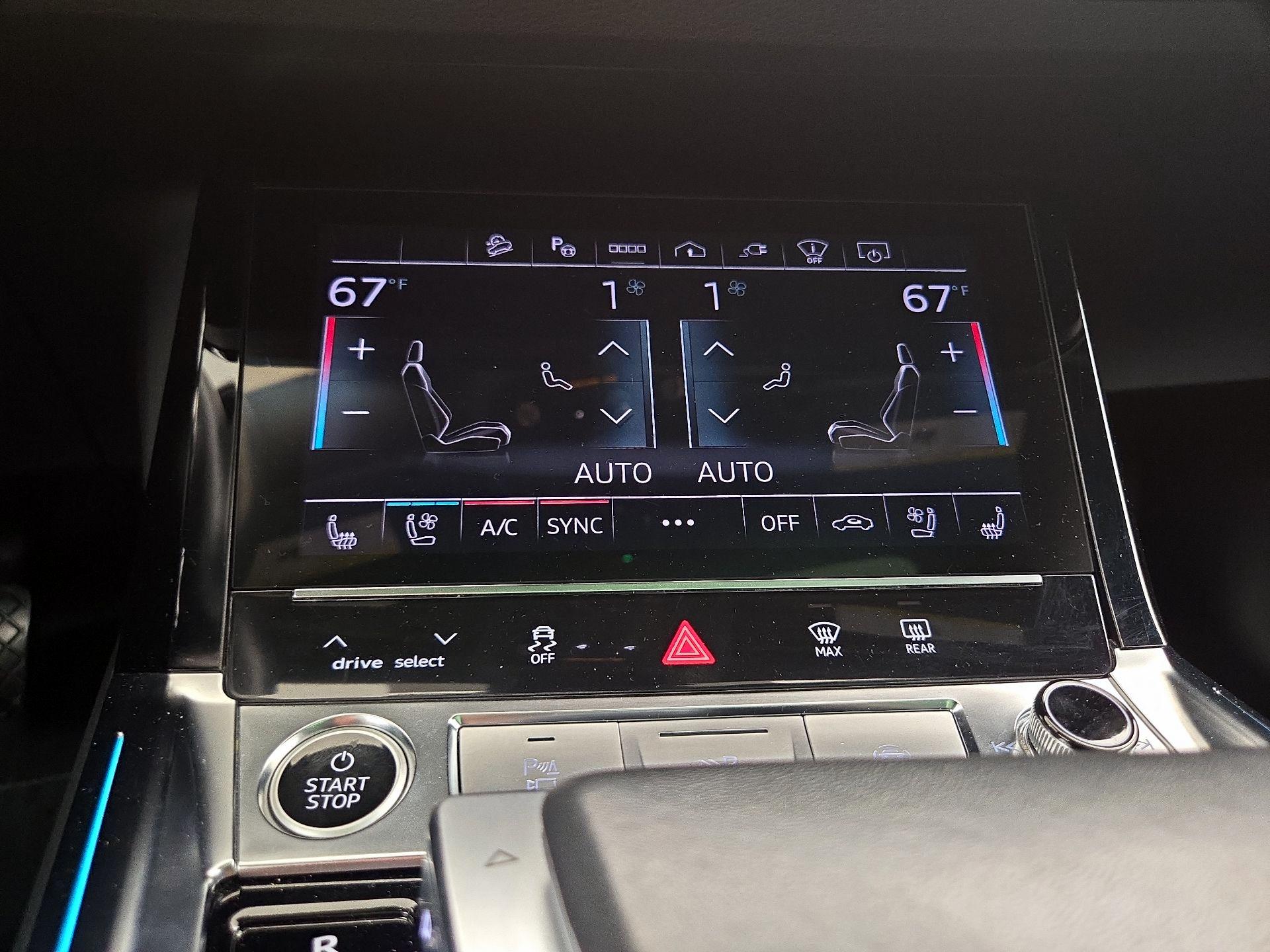Thumbnail: 2024 Audi Q8 e-tron - 17