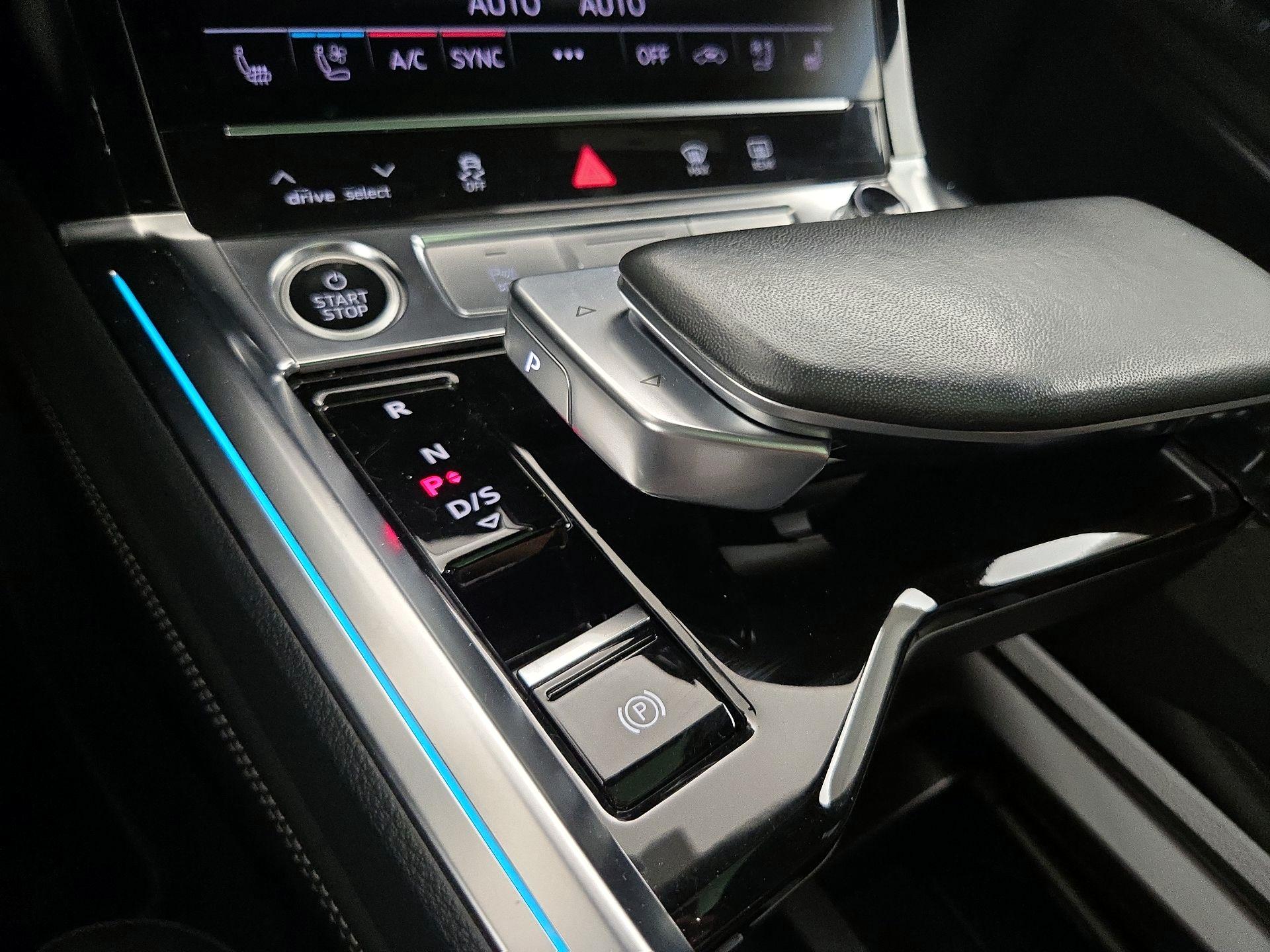Thumbnail: 2024 Audi Q8 e-tron - 18