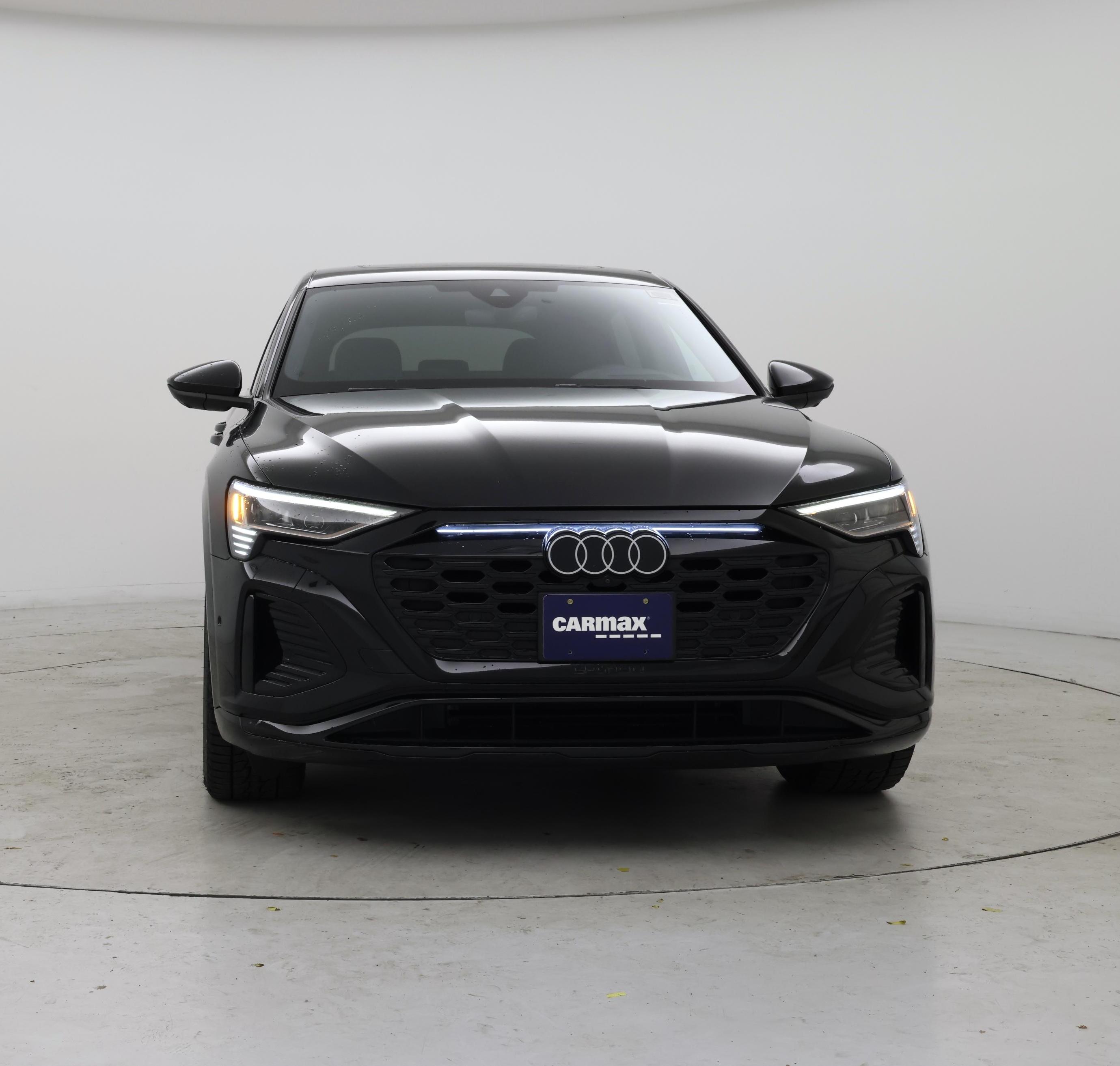 Thumbnail: 2024 Audi Q8 e-tron - 5