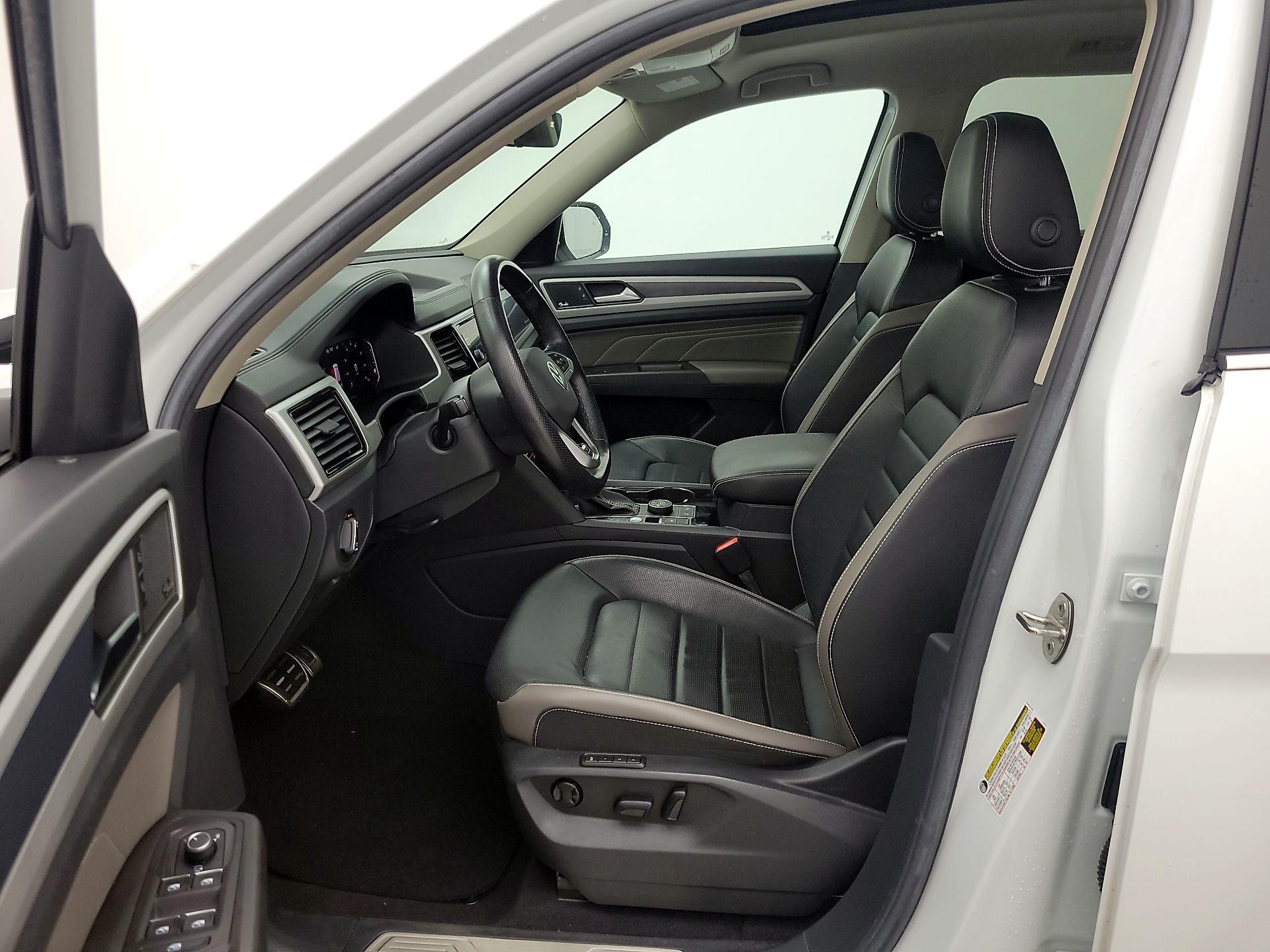 Thumbnail: 2023 Volkswagen Atlas - 11