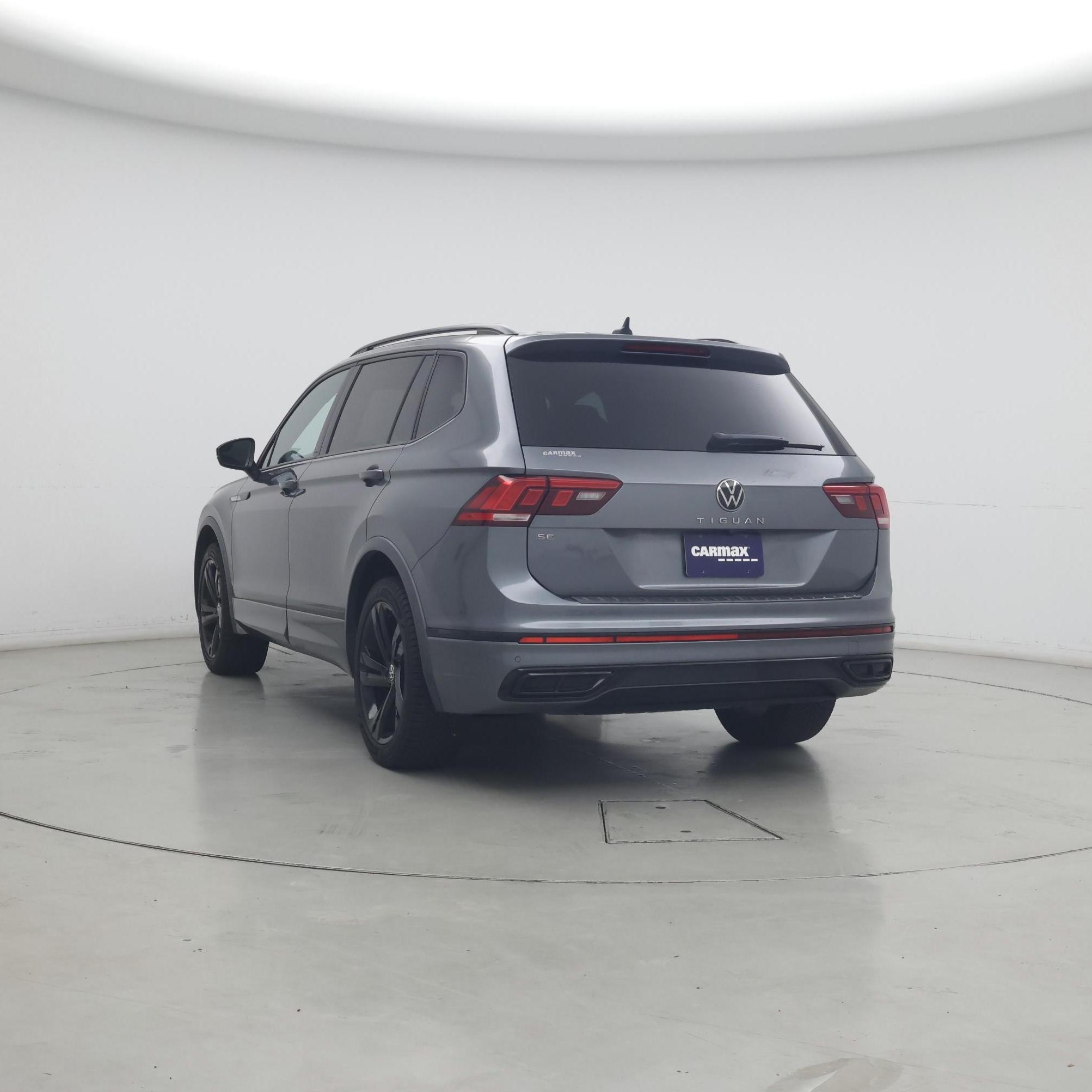 Thumbnail: 2023 Volkswagen Tiguan - 2