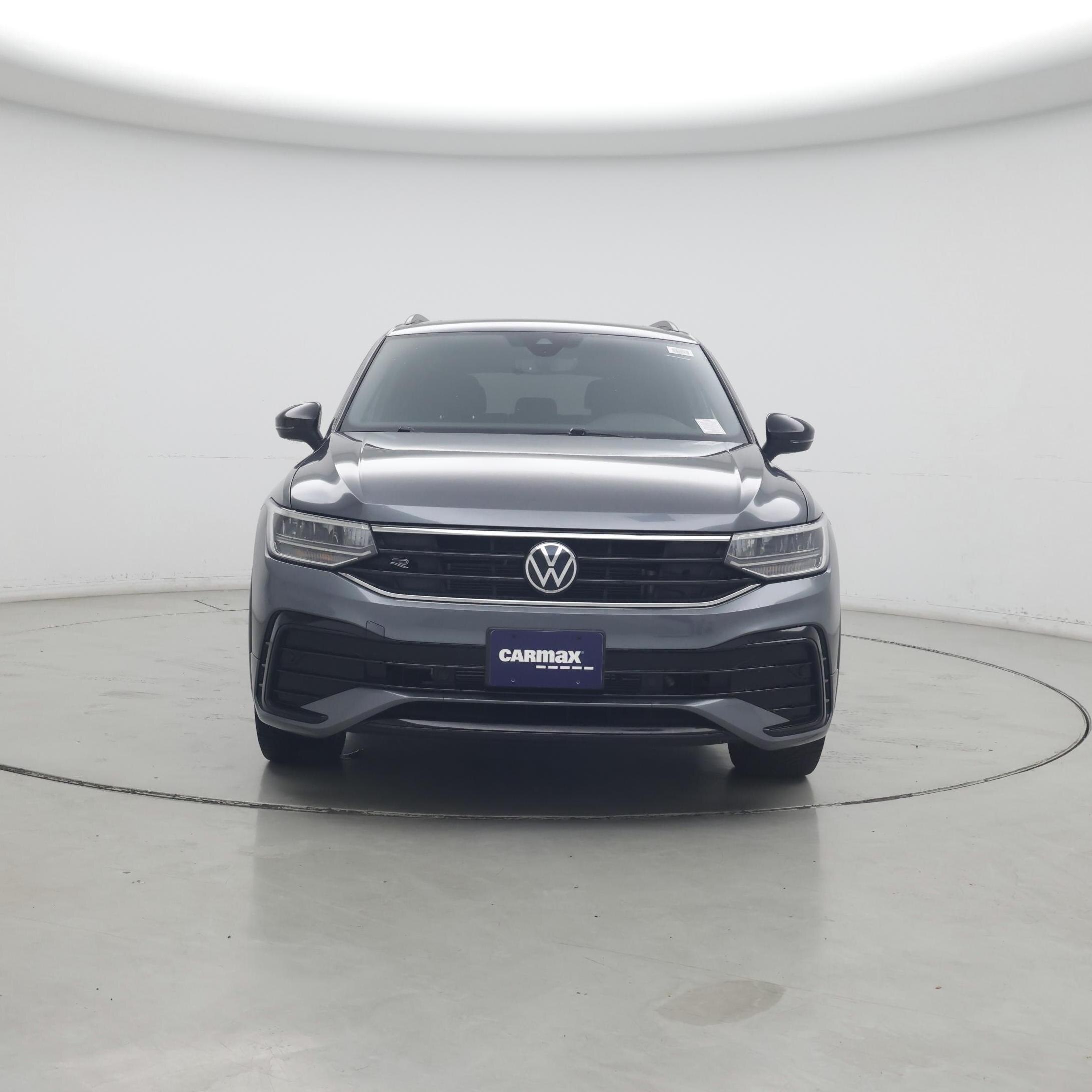 Thumbnail: 2023 Volkswagen Tiguan - 5