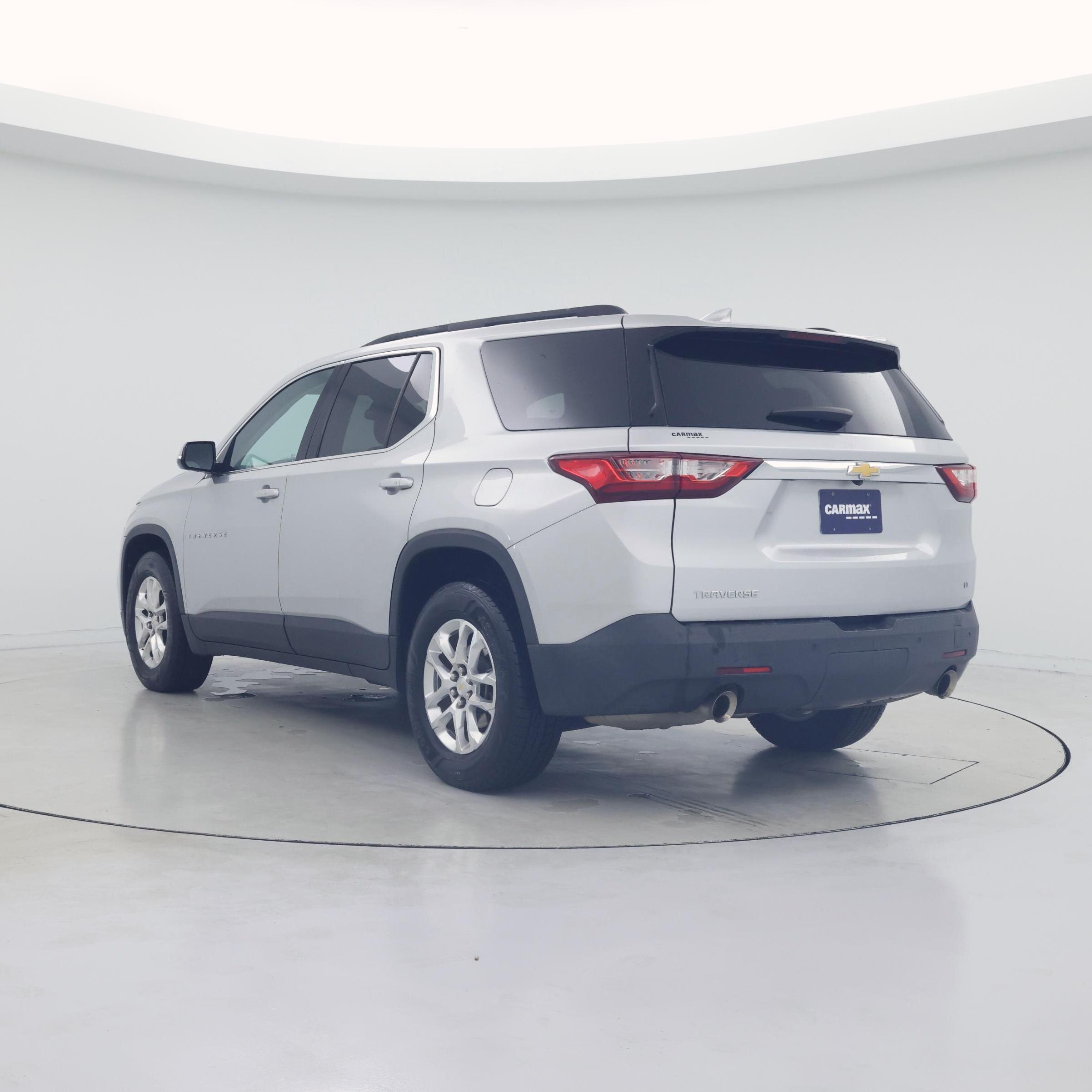 Thumbnail: 2018 Chevrolet Traverse - 2
