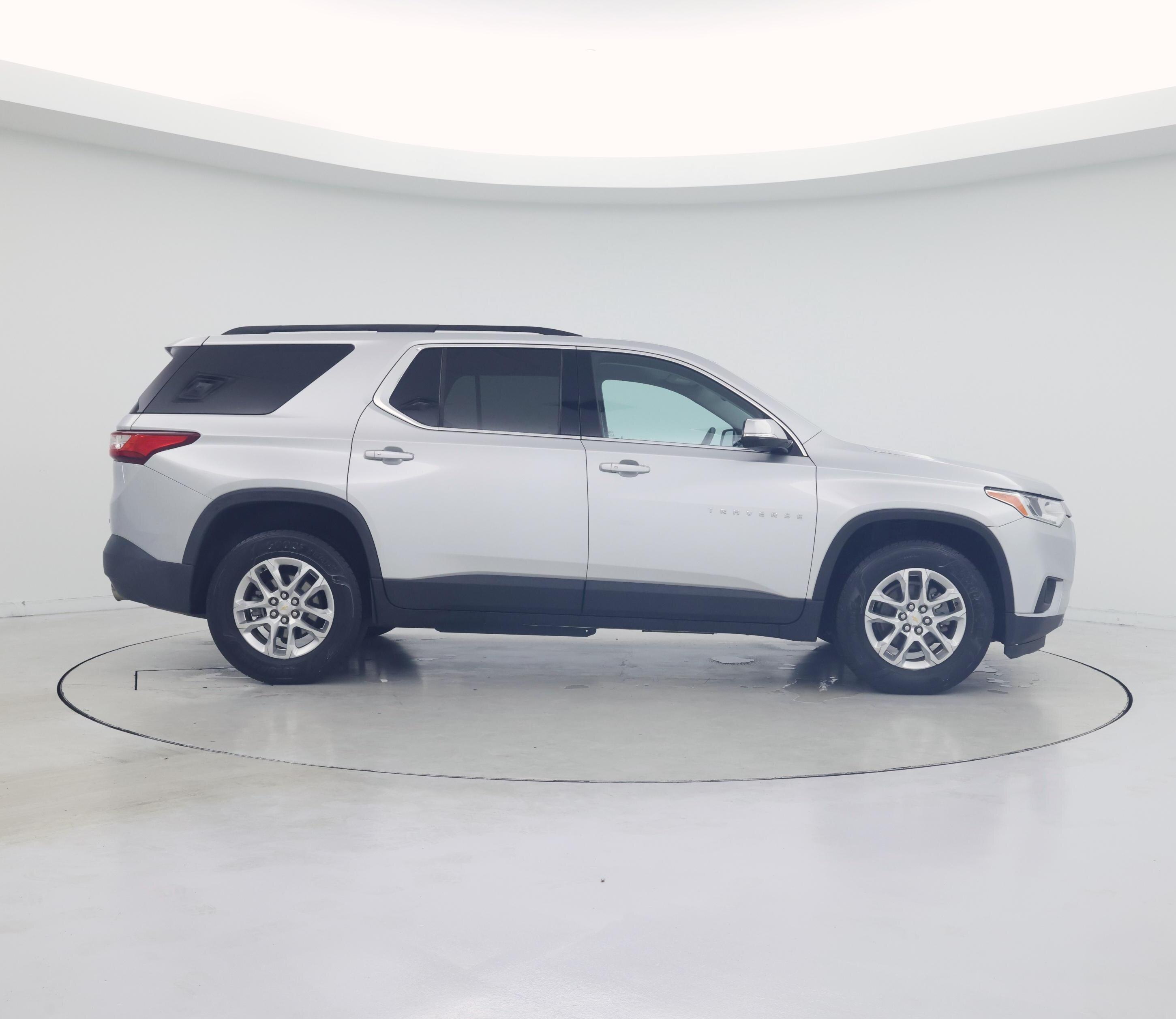 Thumbnail: 2018 Chevrolet Traverse - 7