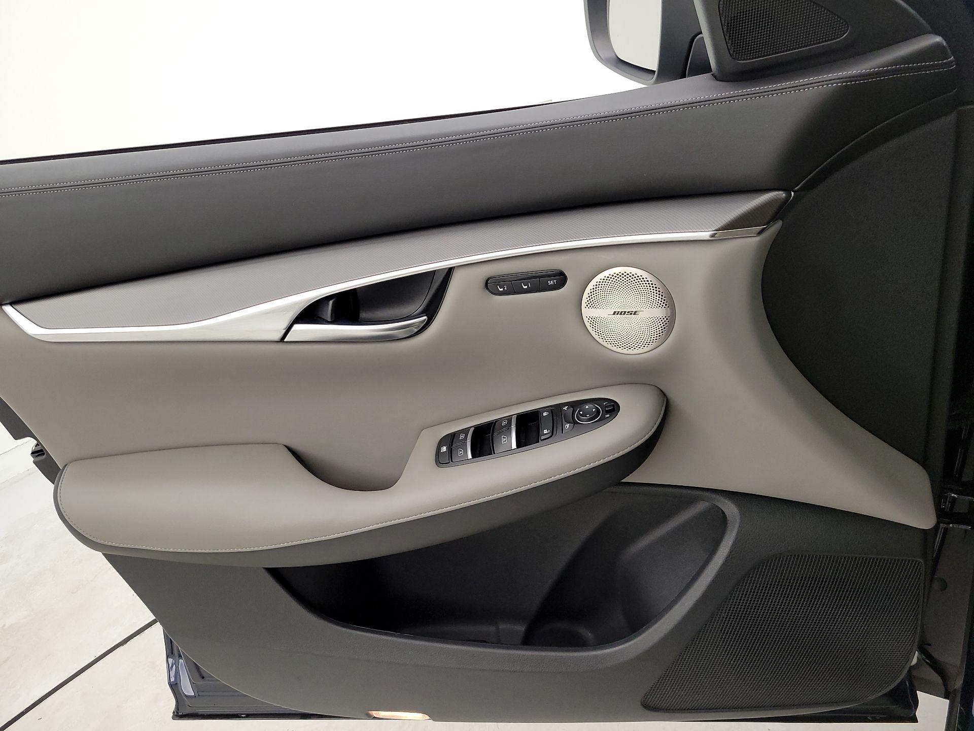 Thumbnail: 2024 INFINITI QX50 - 12