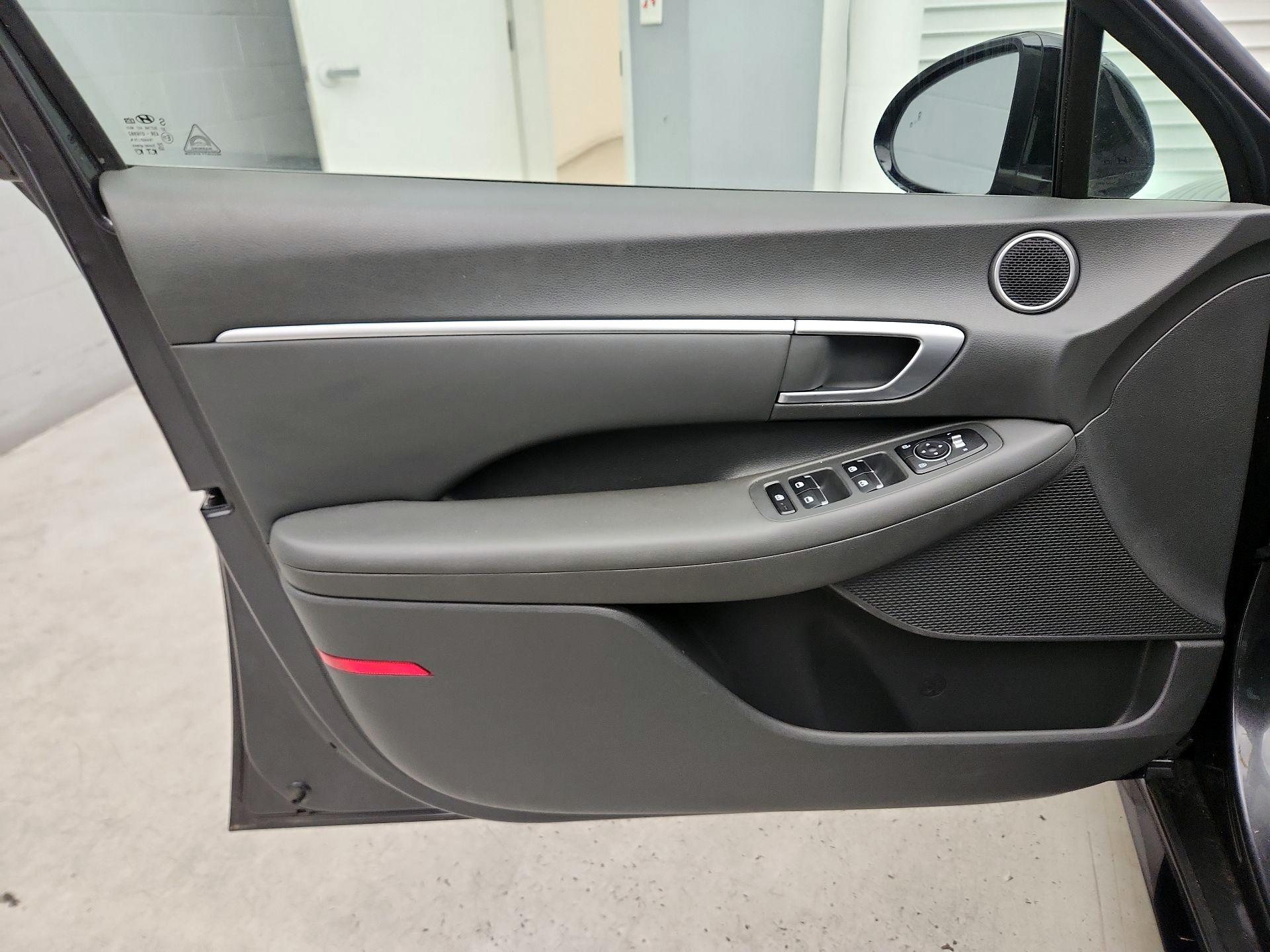 Thumbnail: 2021 Hyundai Sonata - 12