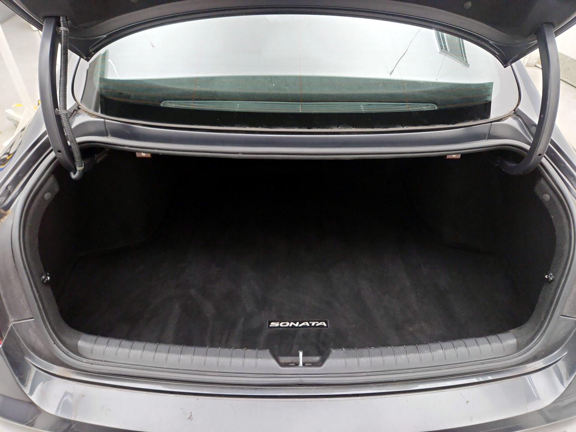 Thumbnail: 2021 Hyundai Sonata - 20
