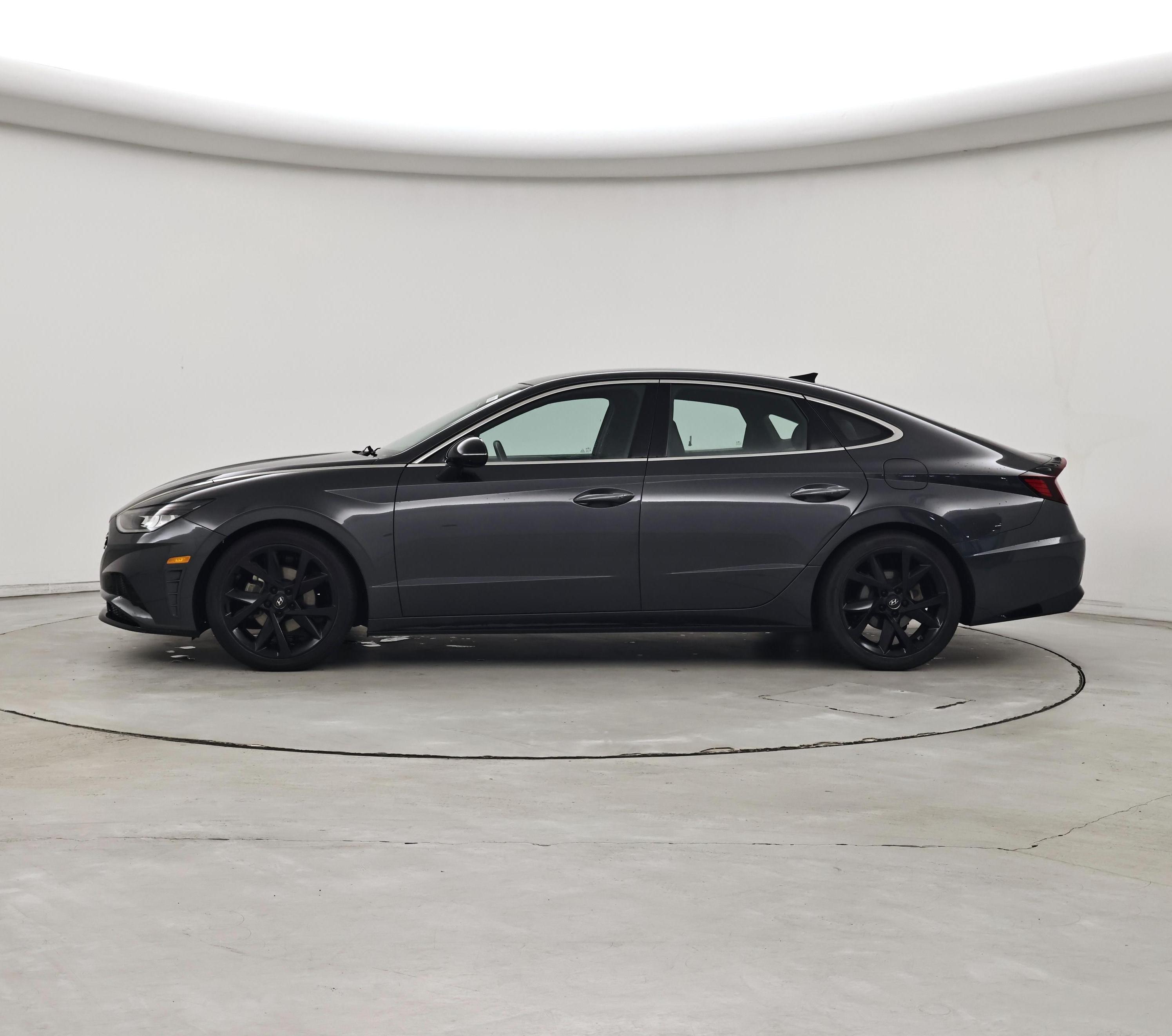 Thumbnail: 2021 Hyundai Sonata - 3