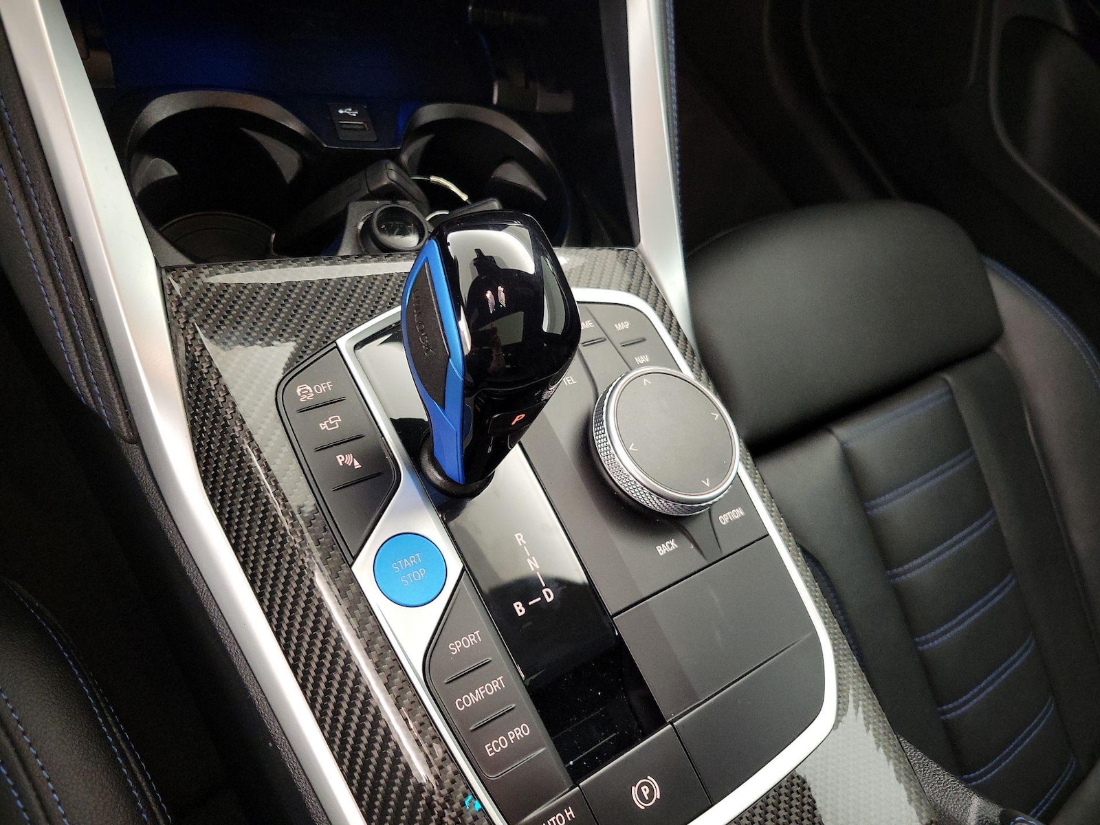 2023 BMW i4 M50 - Photo 19