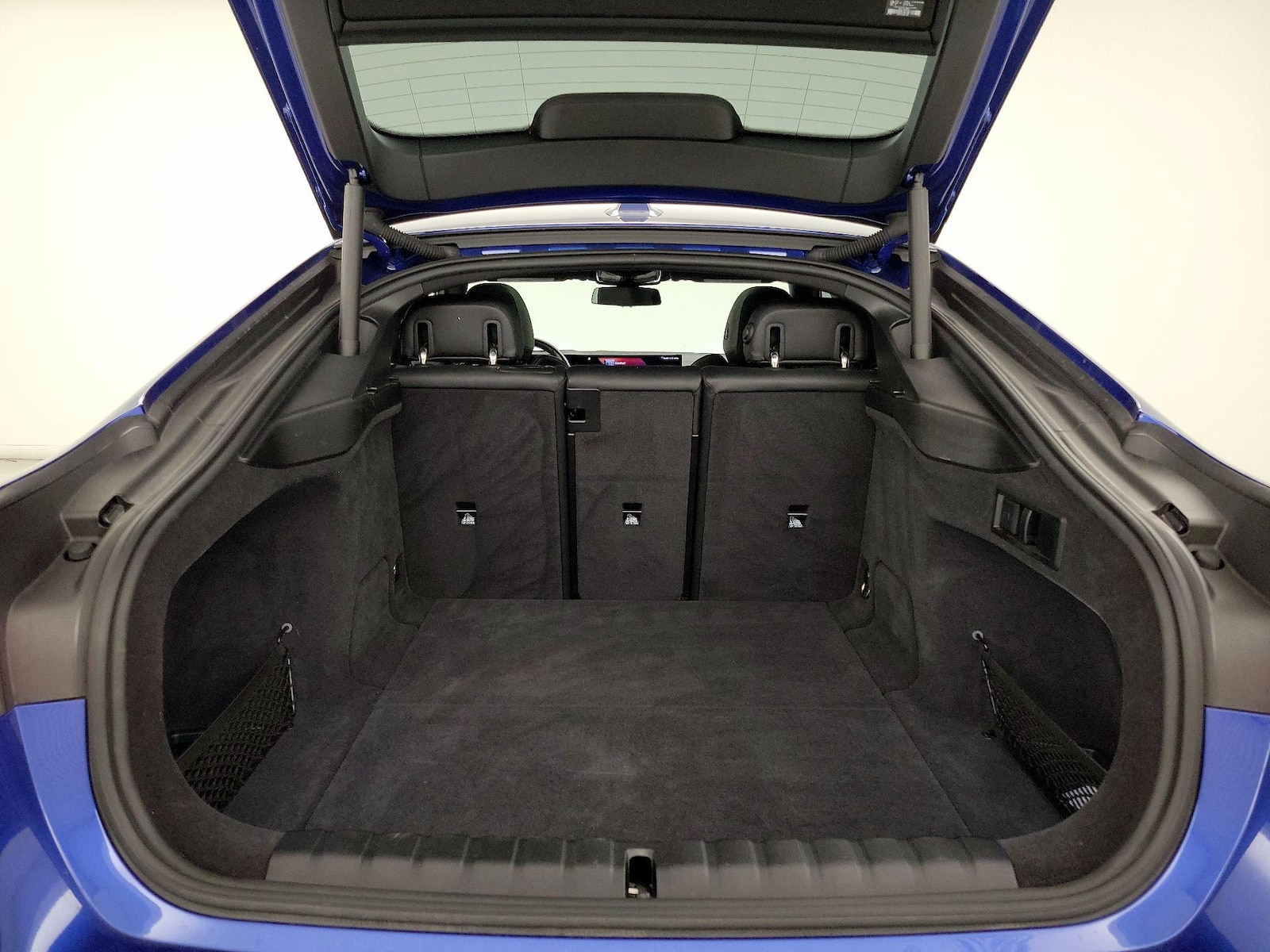 2023 BMW i4 M50 - Photo 22