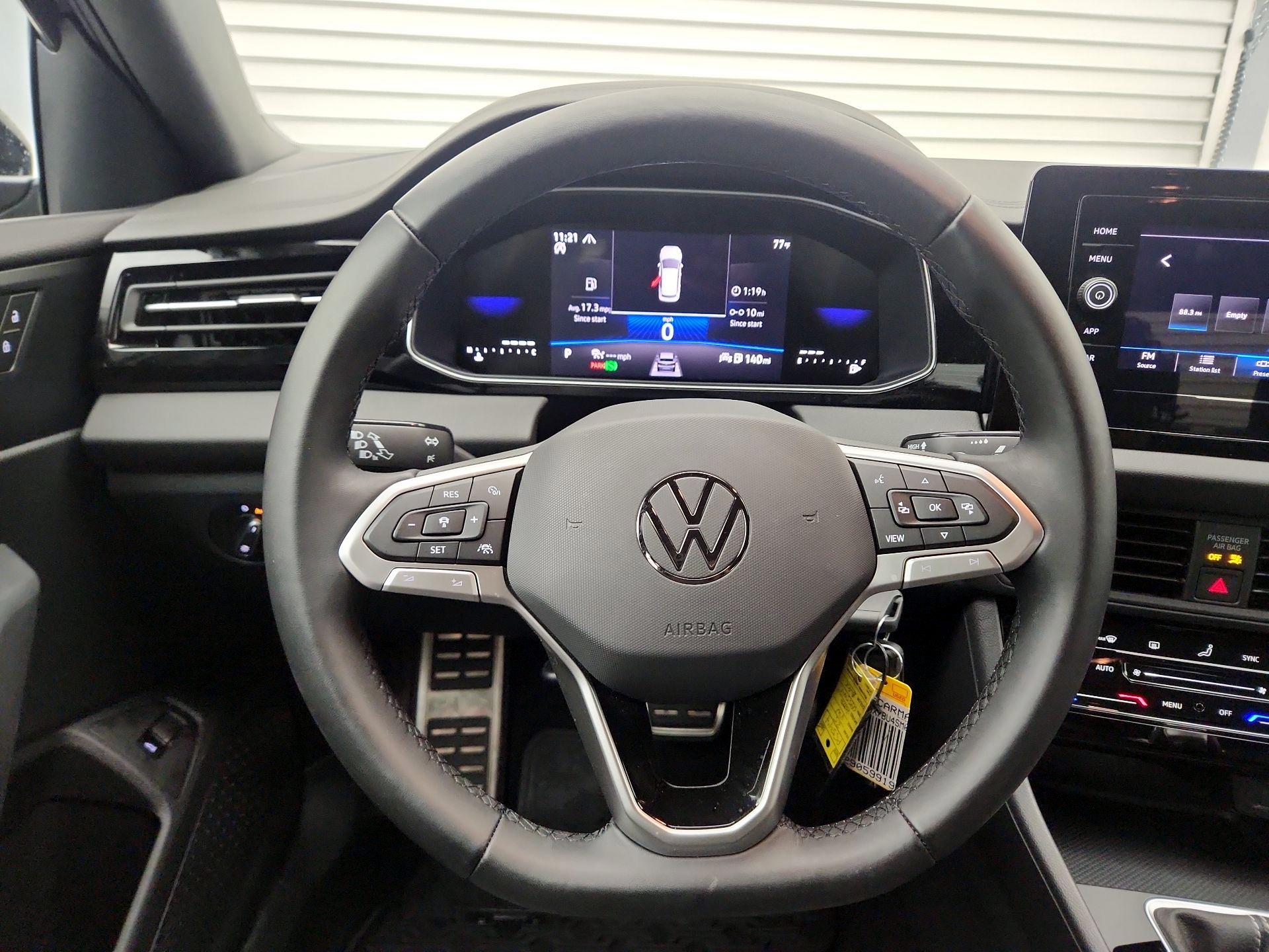 Thumbnail: 2025 Volkswagen Jetta - 10