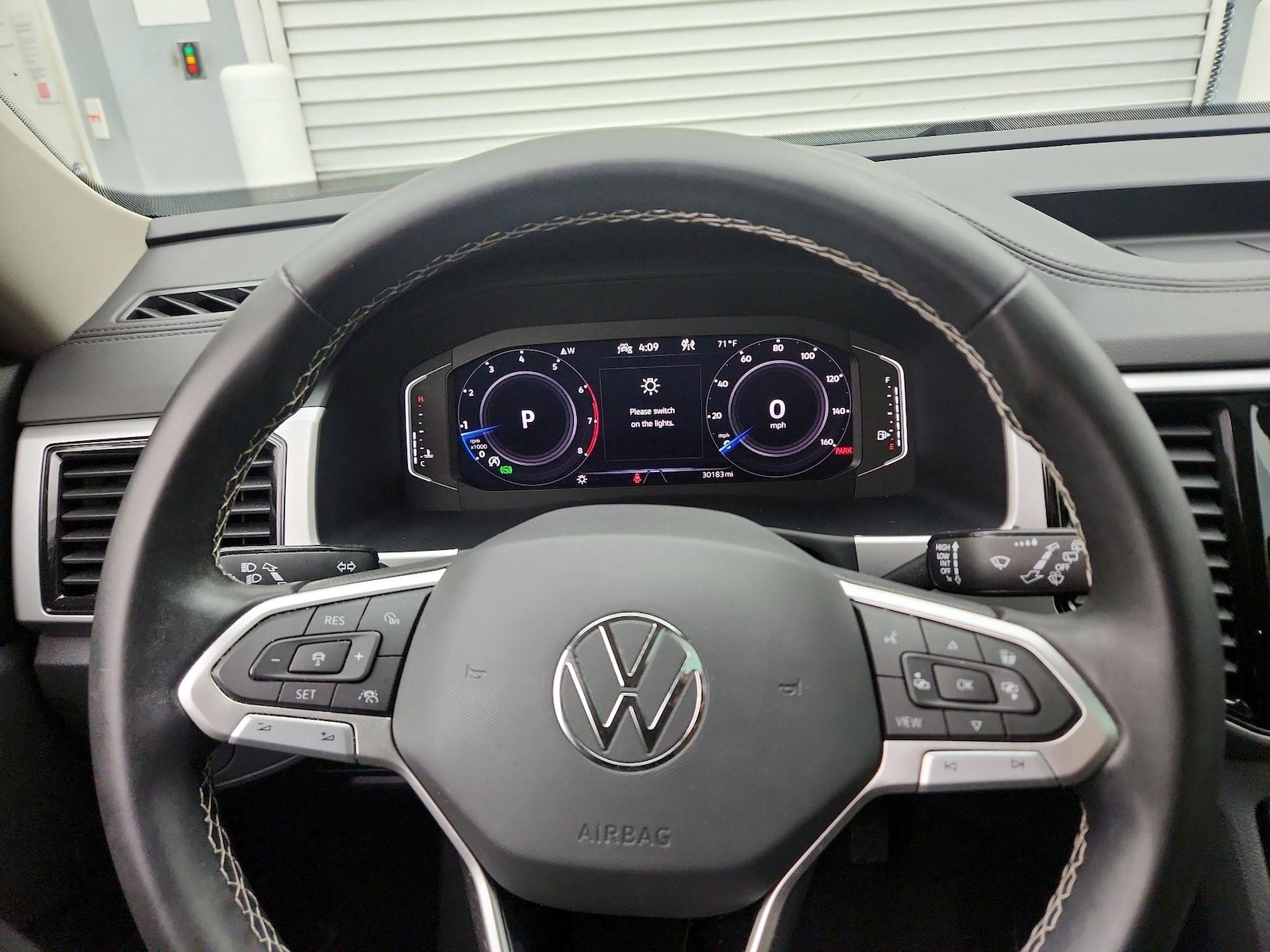 2023 Volkswagen Atlas SEL - Photo 11