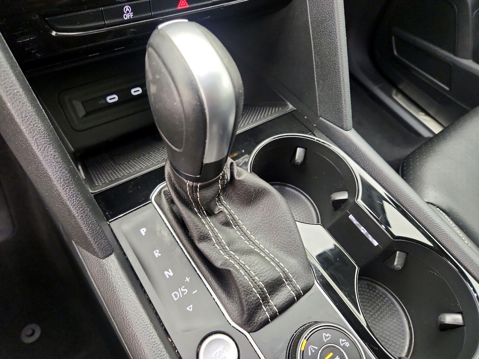 2023 Volkswagen Atlas SEL - Photo 18