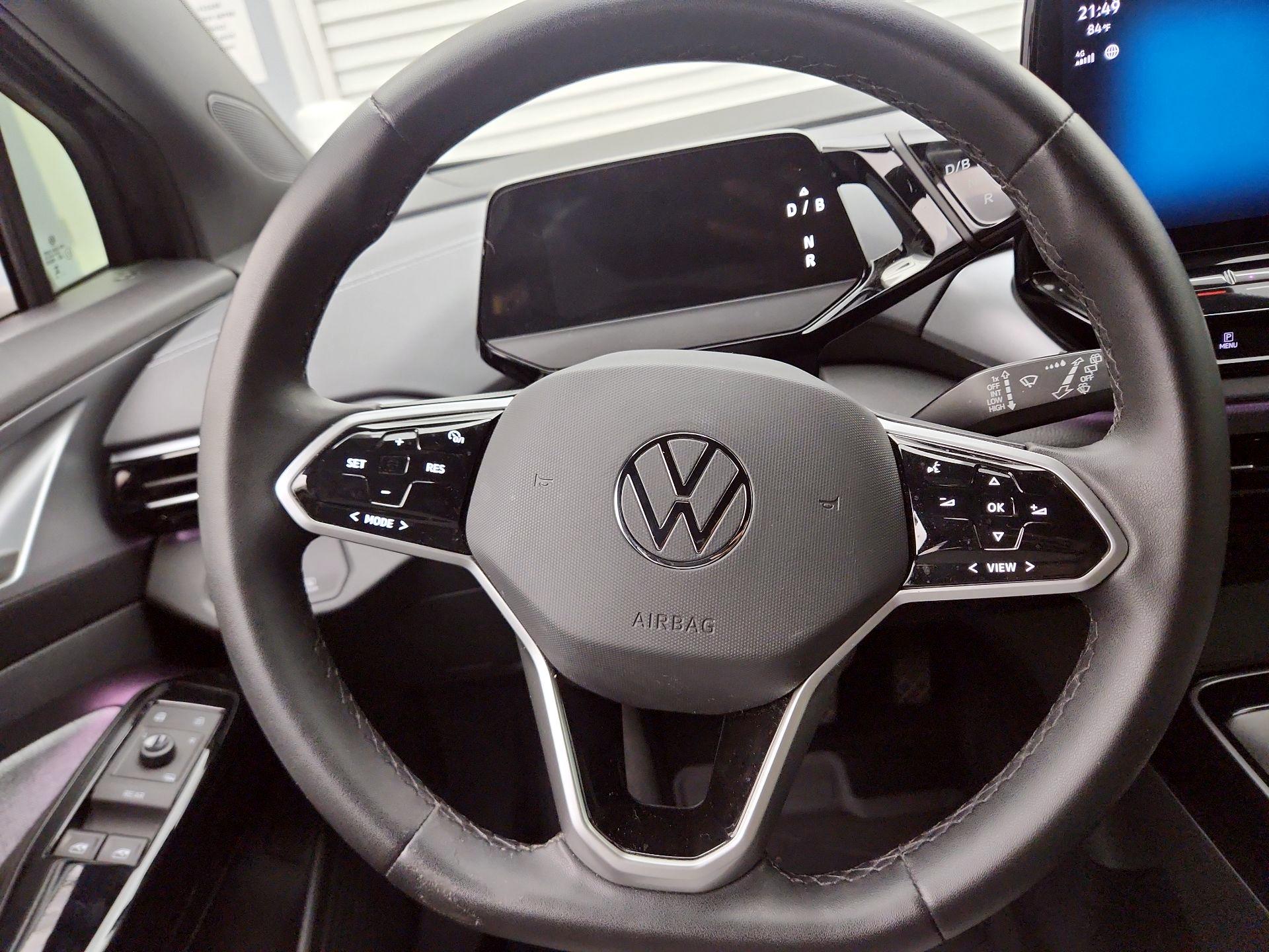 Thumbnail: 2023 Volkswagen ID.4 - 10