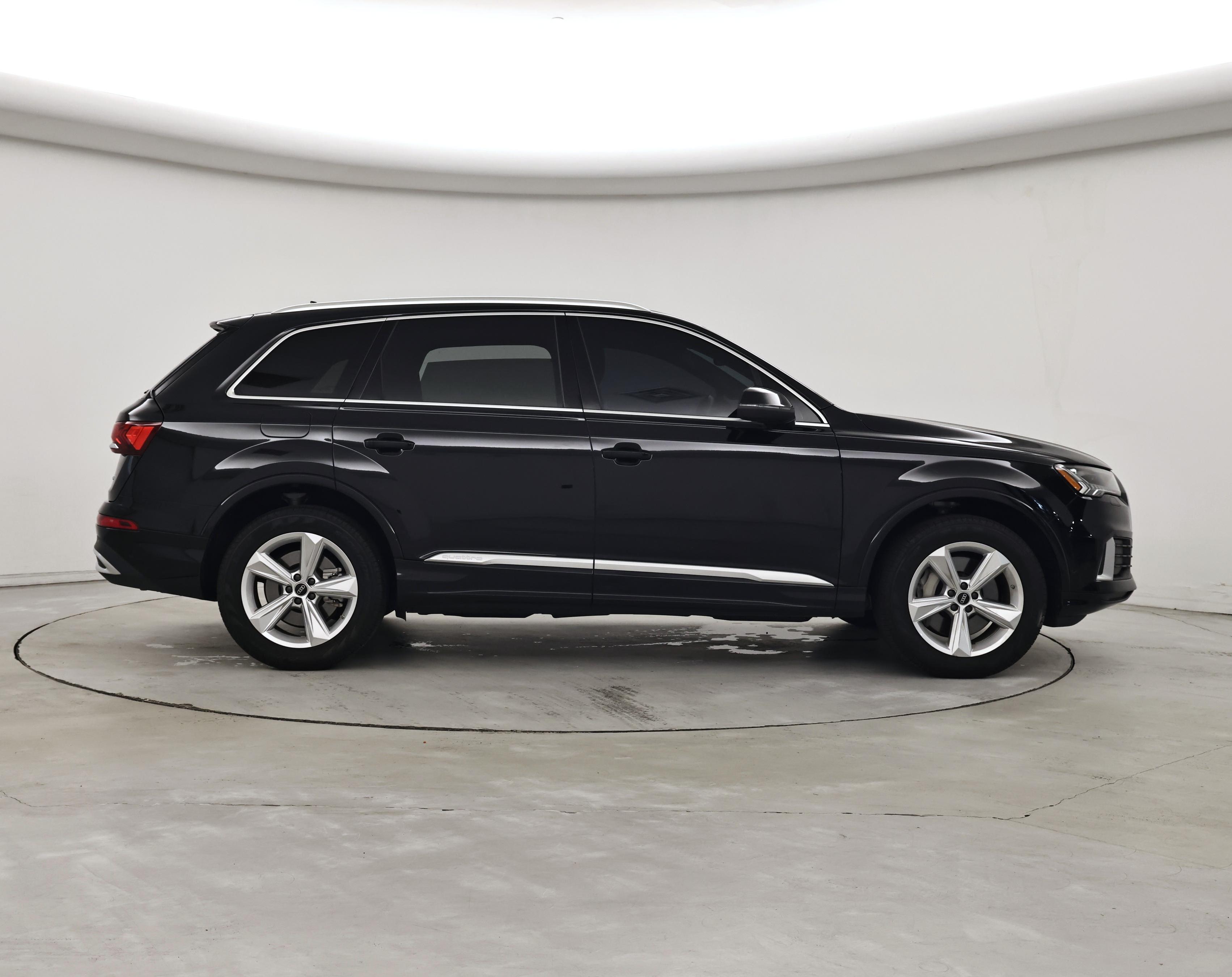 Thumbnail: 2023 Audi Q7 - 7