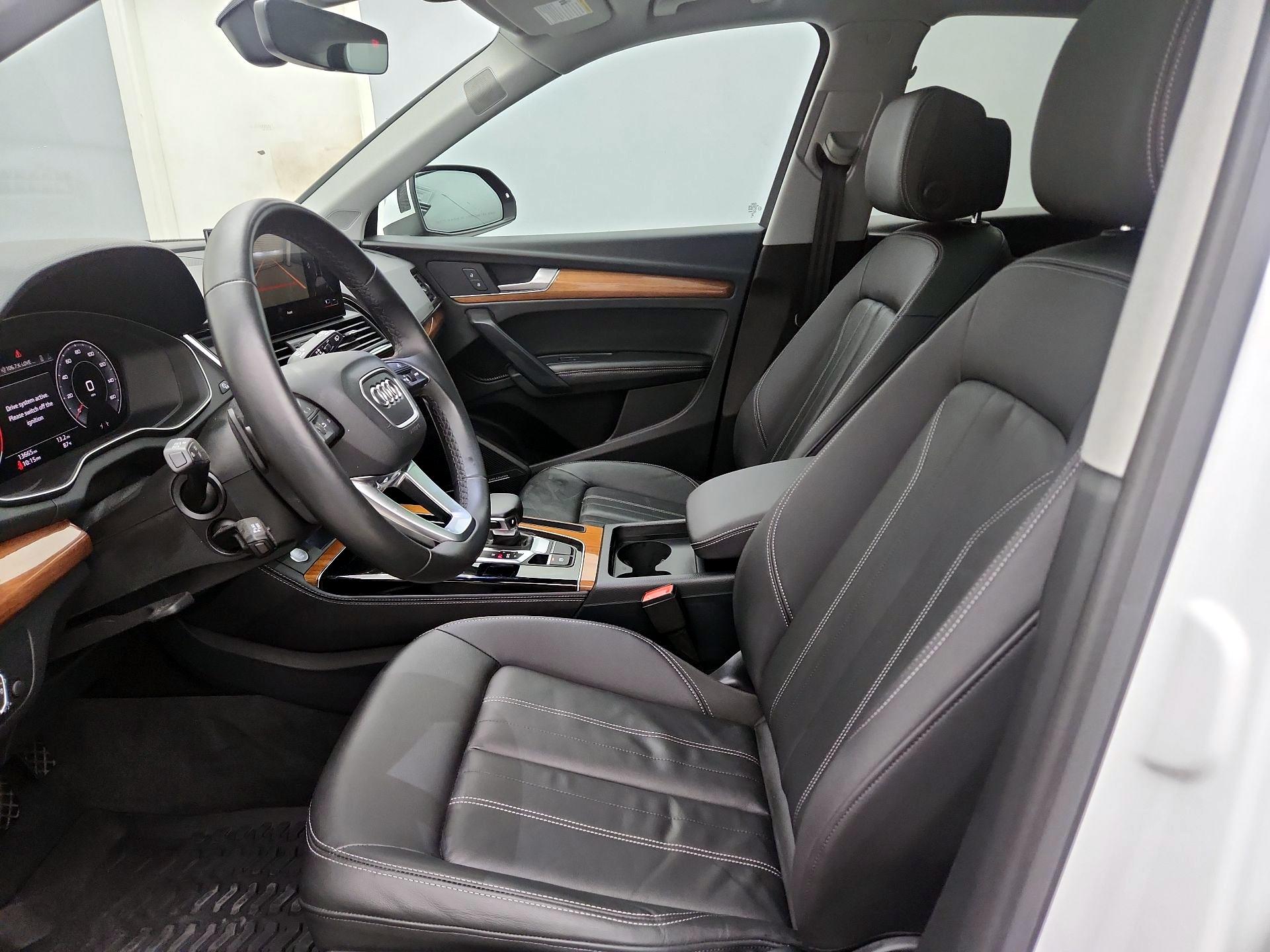 Thumbnail: 2023 Audi Q5 - 11