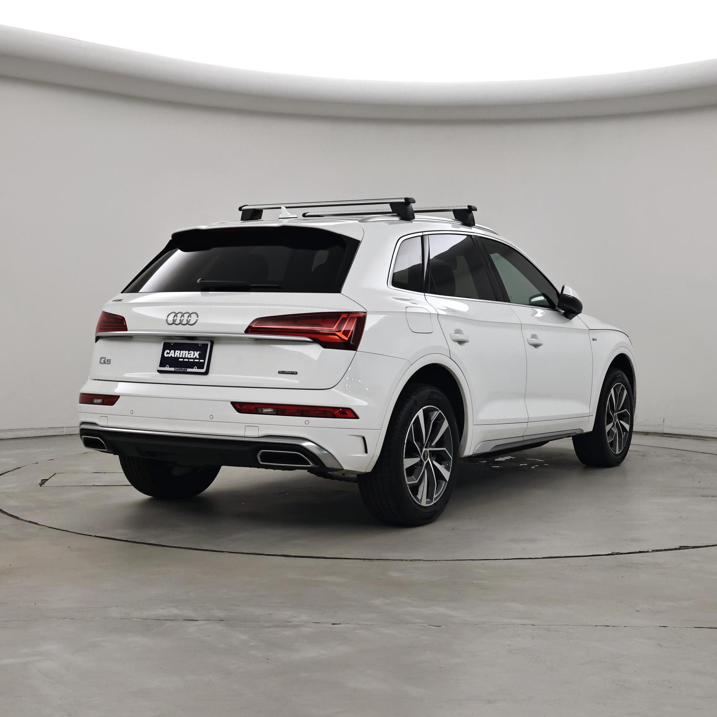 Thumbnail: 2023 Audi Q5 - 8
