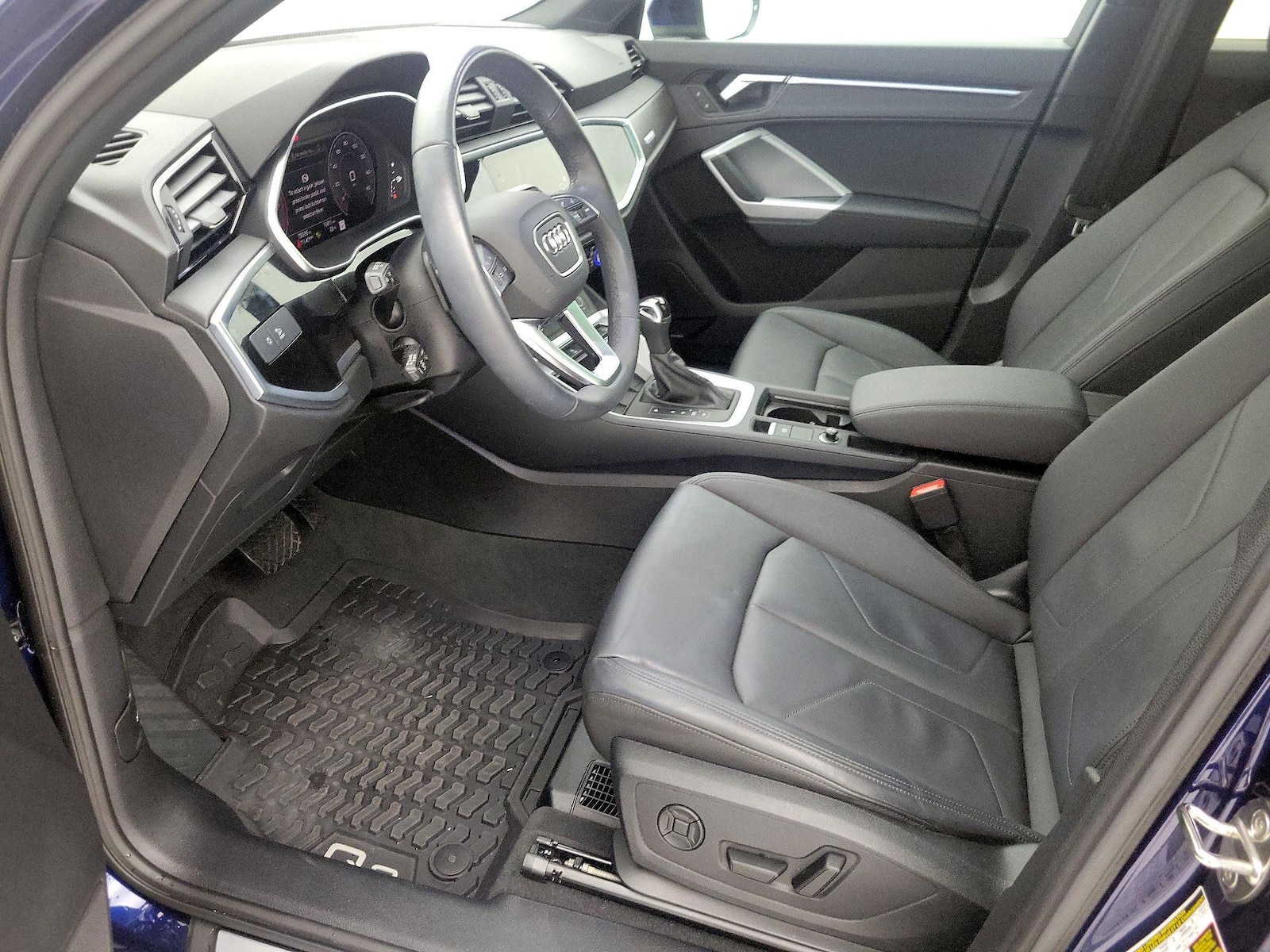 2024 Audi Q3 S Line Premium Plus - Photo 12