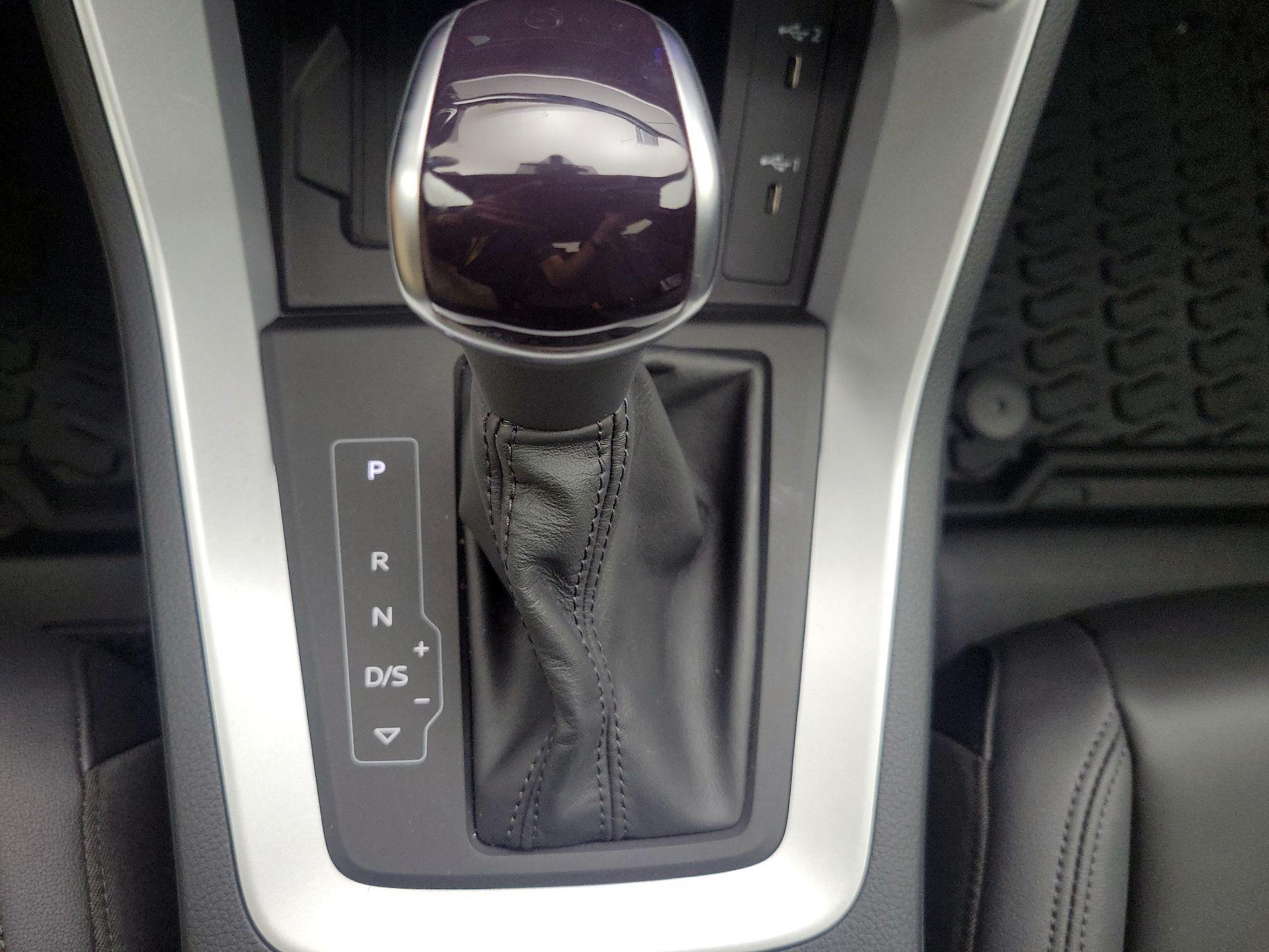 Thumbnail: 2024 Audi Q3 - 18