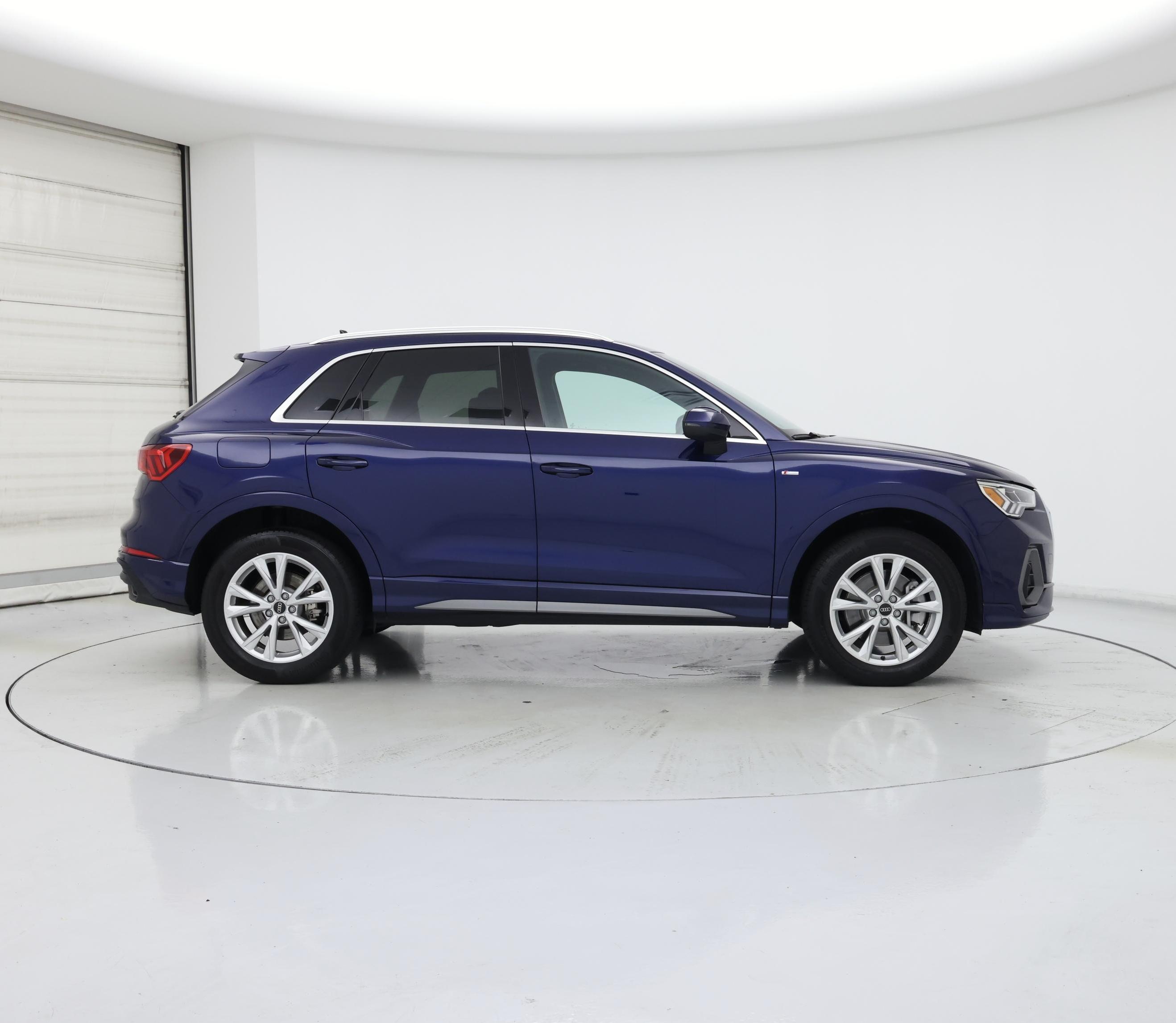 Thumbnail: 2024 Audi Q3 - 7