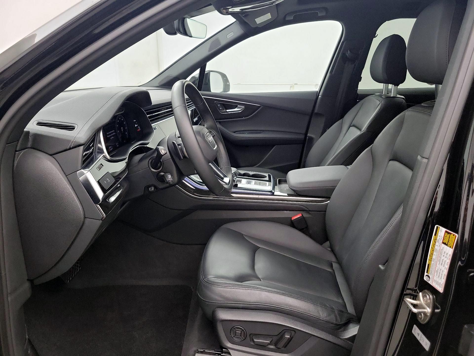 Thumbnail: 2023 Audi Q7 - 11