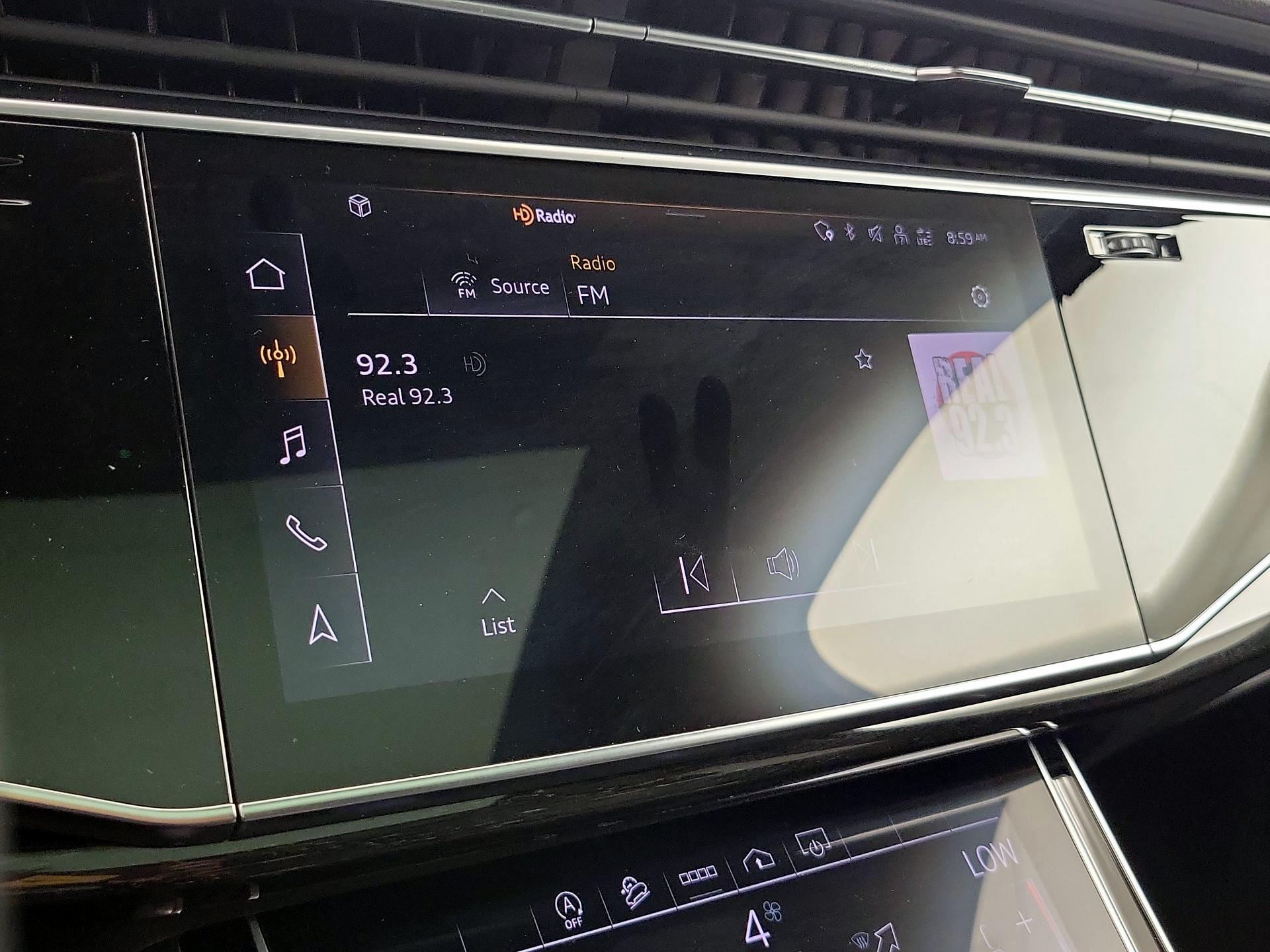 Thumbnail: 2023 Audi Q7 - 16