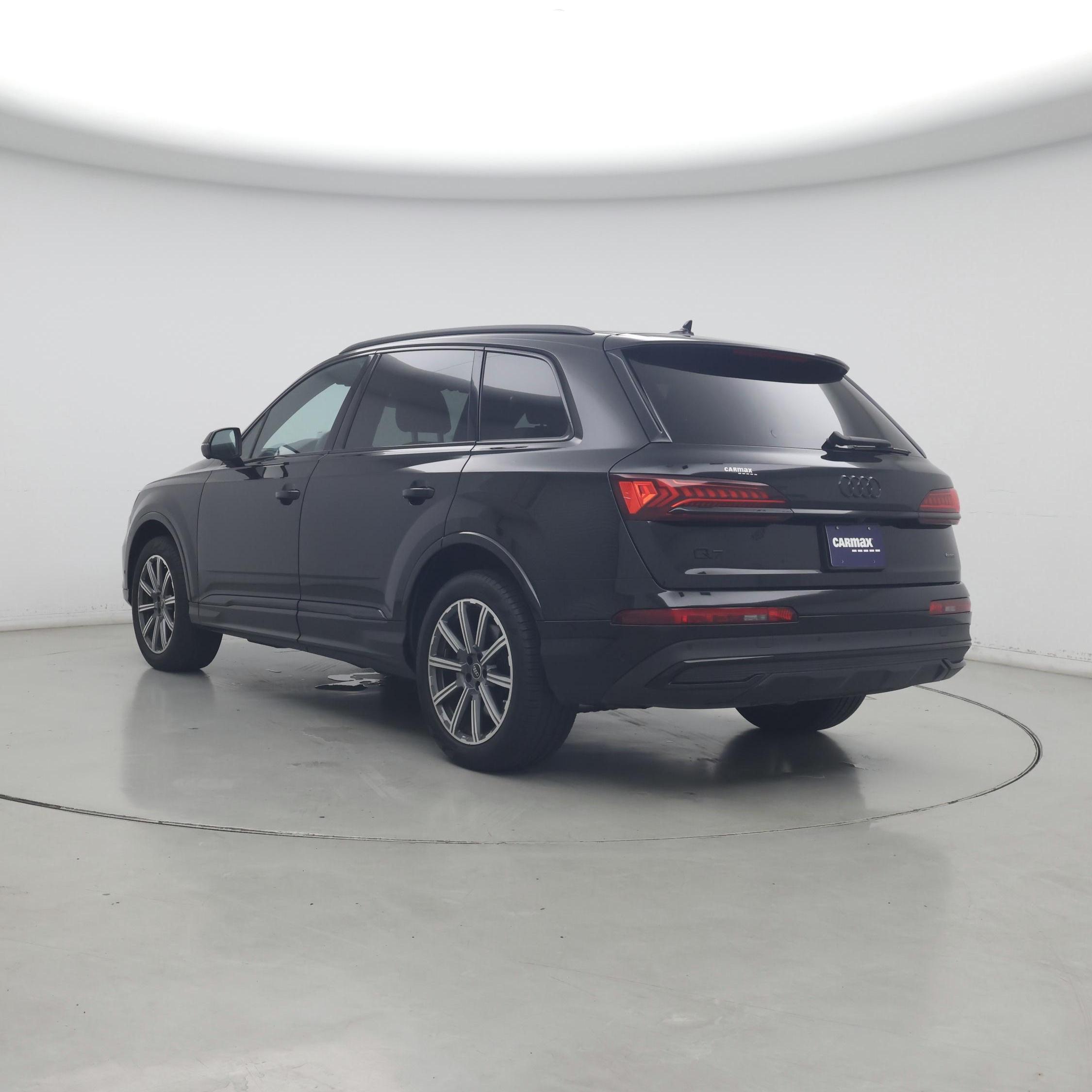 Thumbnail: 2023 Audi Q7 - 2