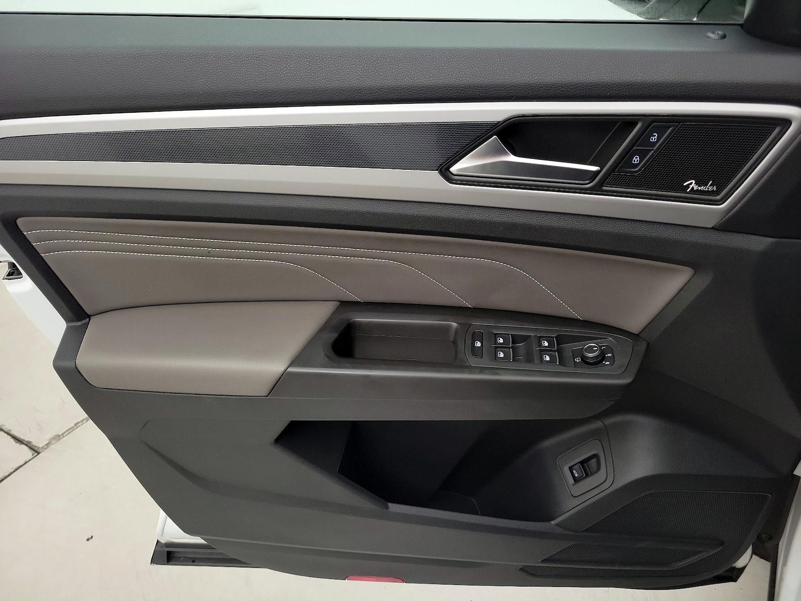 2023 Volkswagen Atlas Cross Sport SEL Premium R-Line - Photo 13