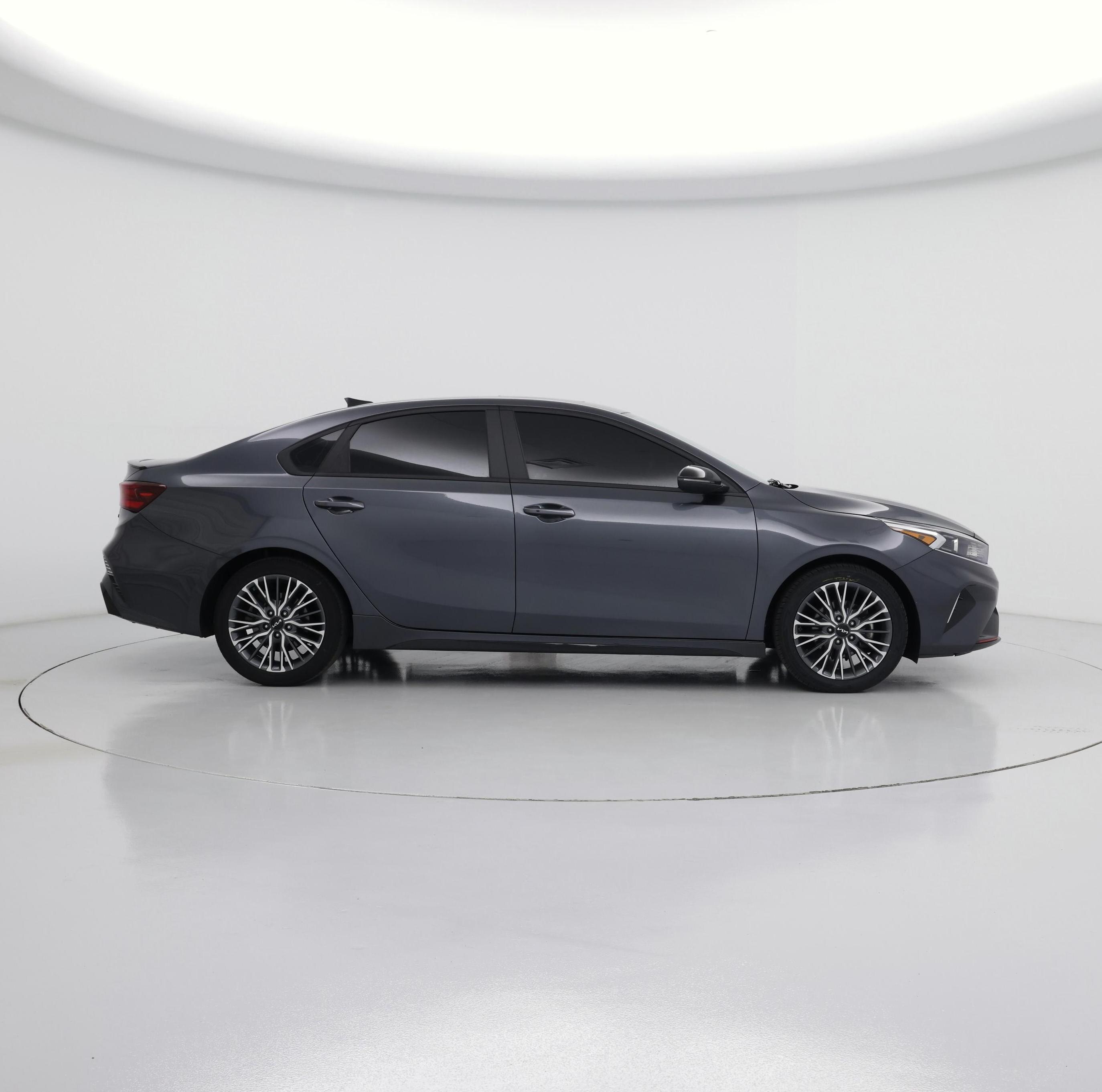 Thumbnail: 2024 Kia Forte - 7