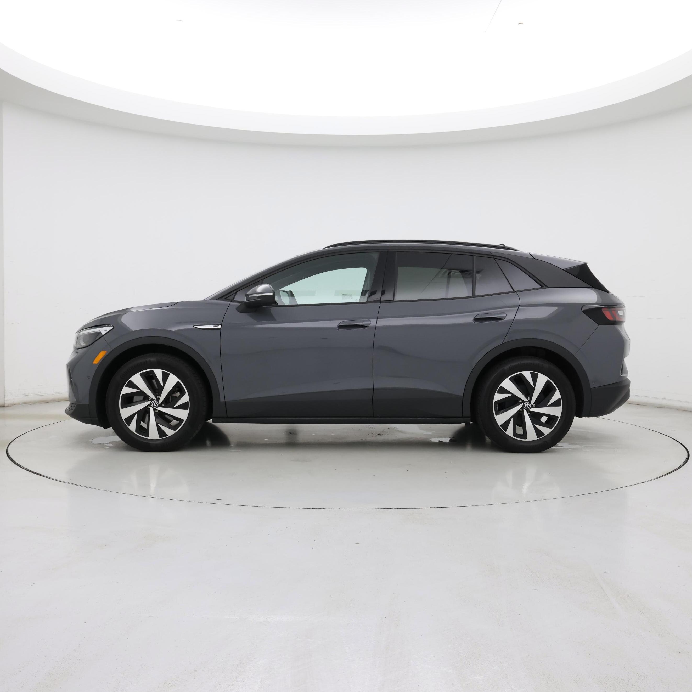Thumbnail: 2023 Volkswagen ID.4 - 3