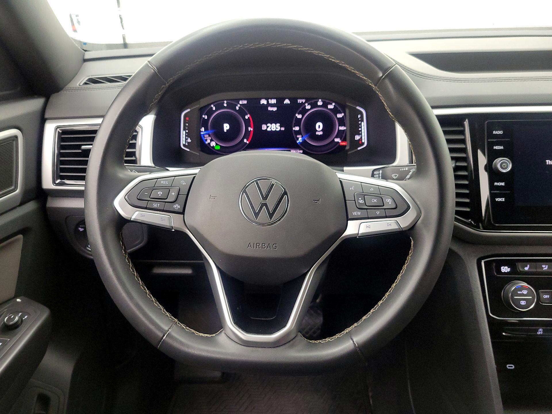 Thumbnail: 2023 Volkswagen Atlas - 10
