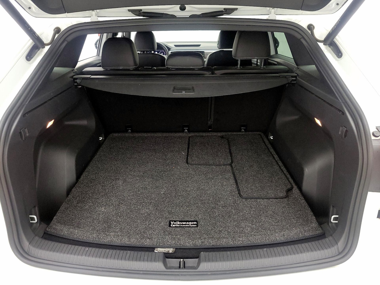2023 Volkswagen Atlas Cross Sport SE w/Tech - Photo 21