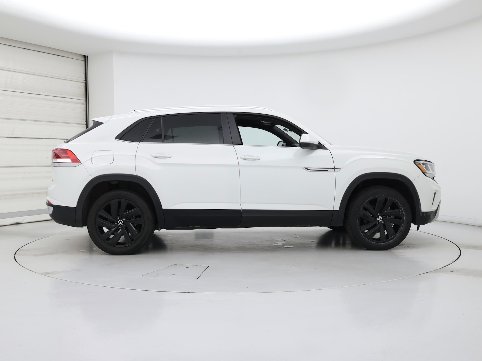 2023 Volkswagen Atlas Cross Sport SE w/Tech - Photo 8