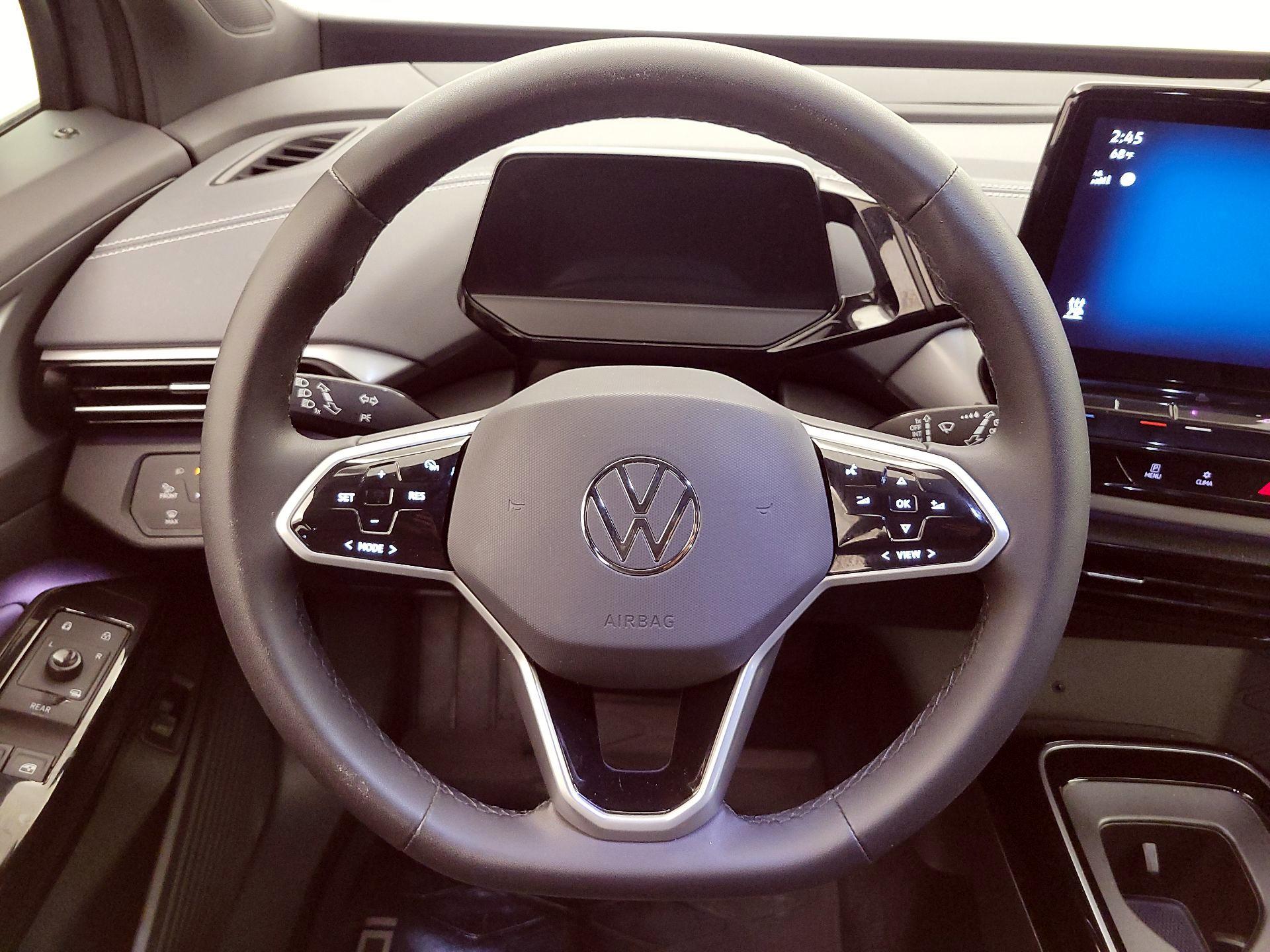 Thumbnail: 2023 Volkswagen ID.4 - 10