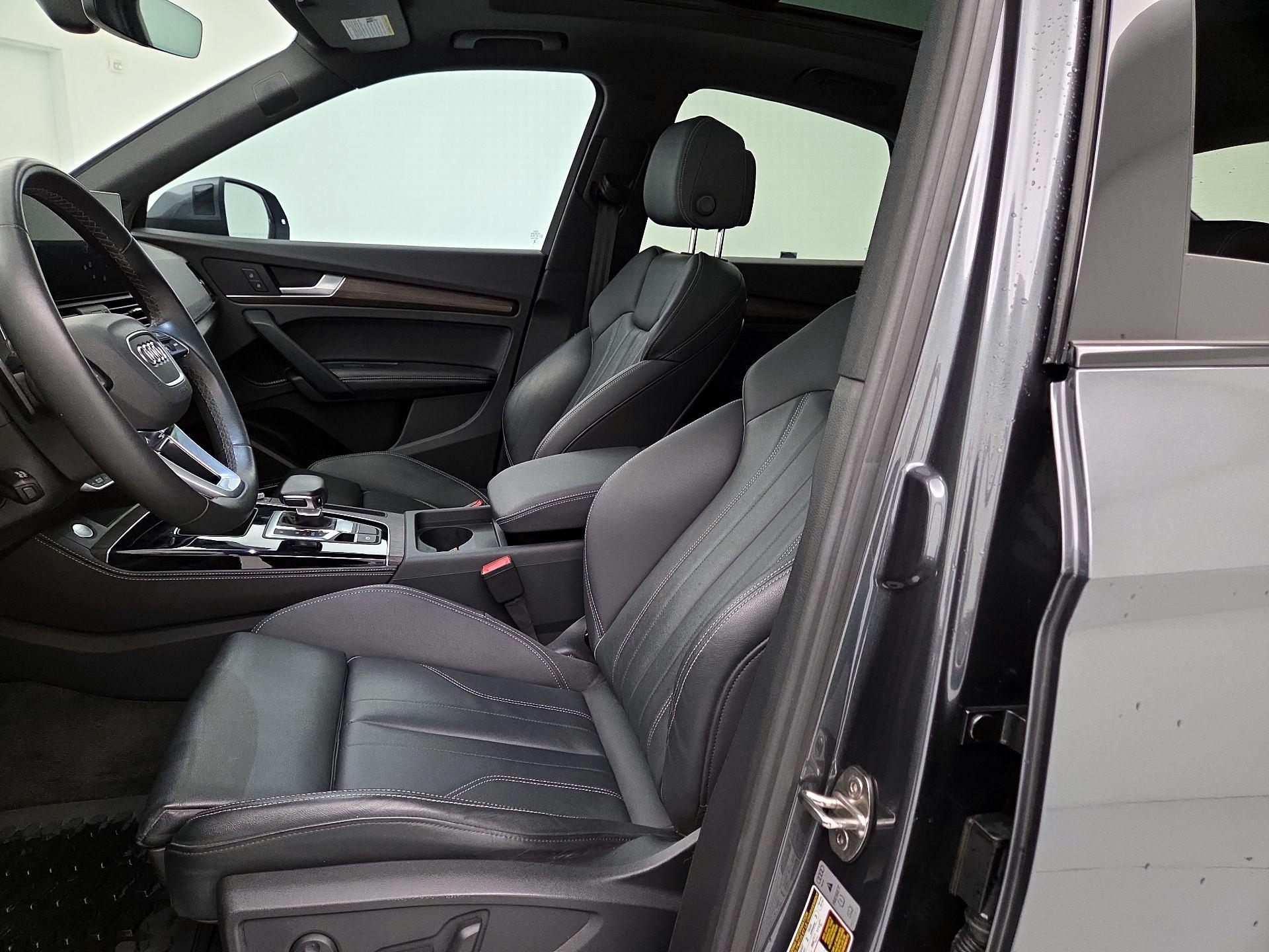 Thumbnail: 2023 Audi Q5 - 11