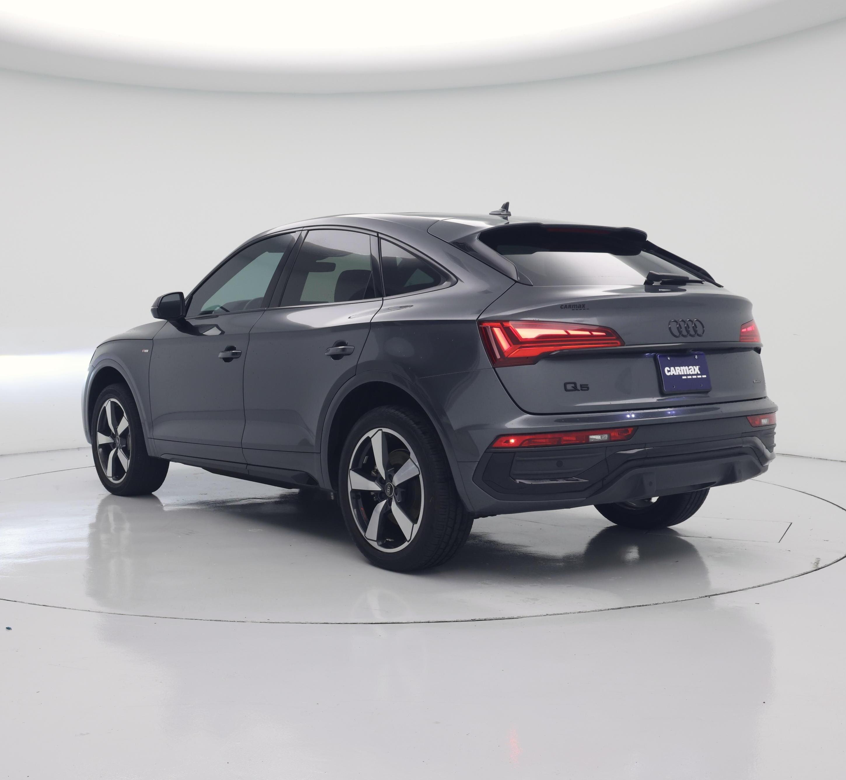 Thumbnail: 2023 Audi Q5 - 2