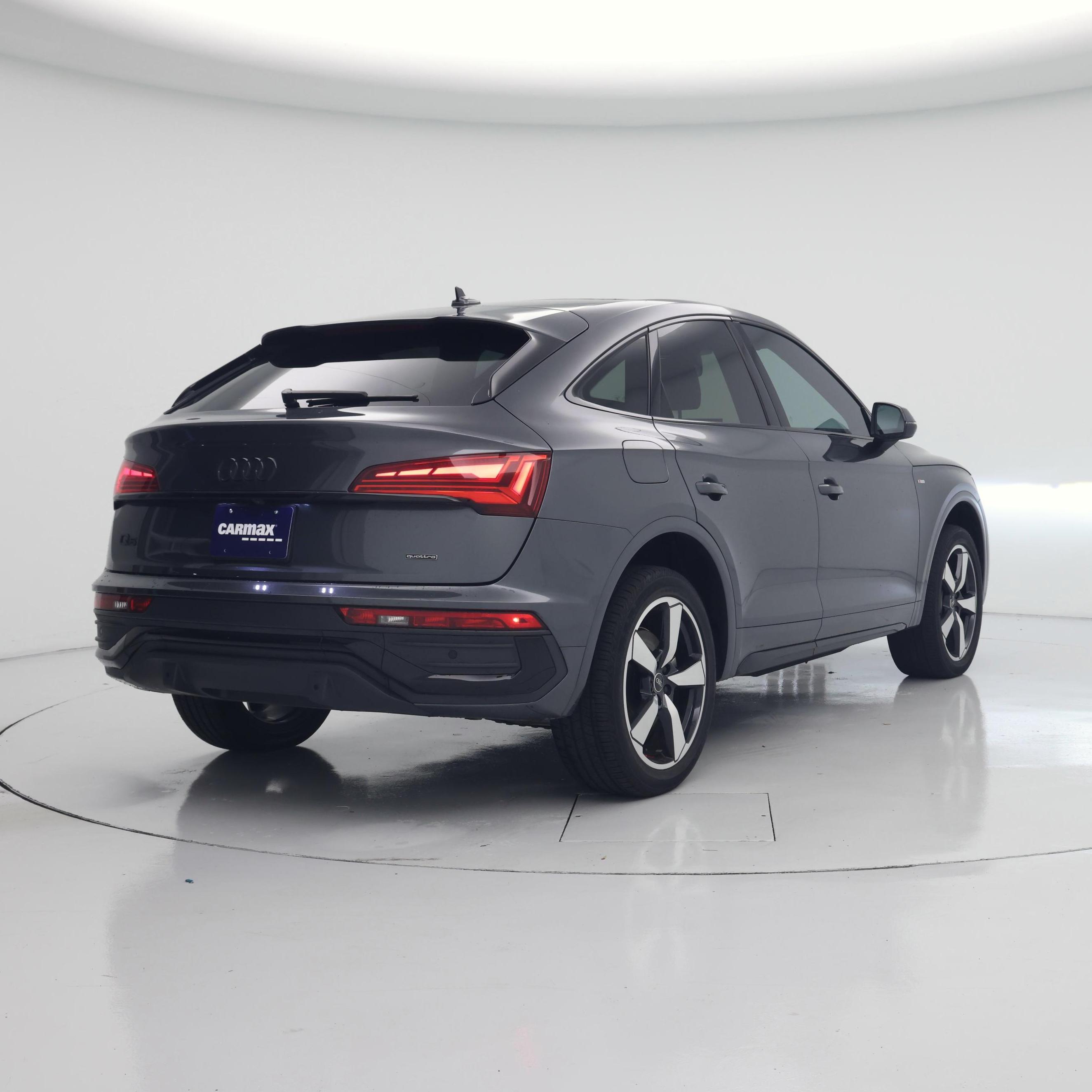 Thumbnail: 2023 Audi Q5 - 8