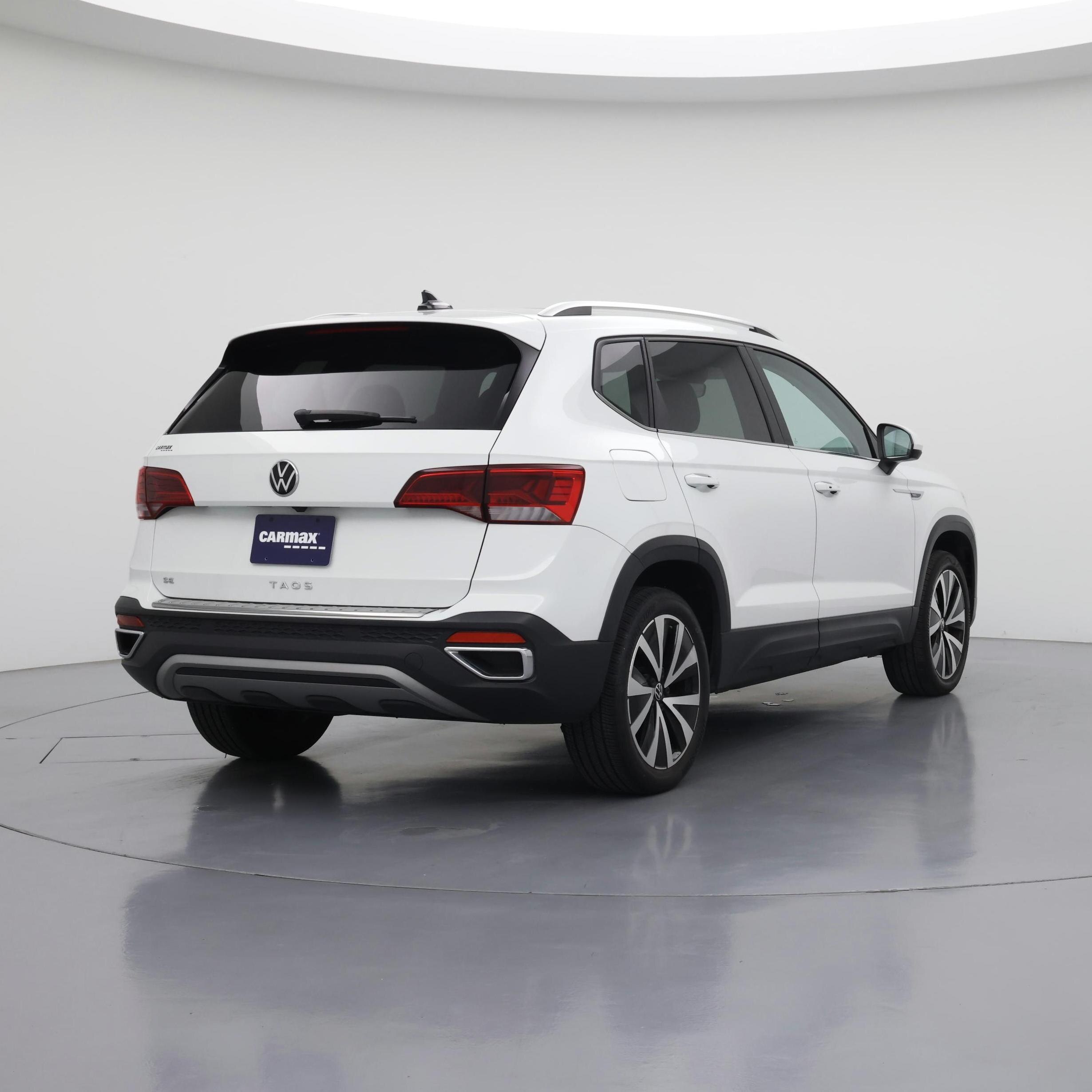 Thumbnail: 2023 Volkswagen Taos - 8