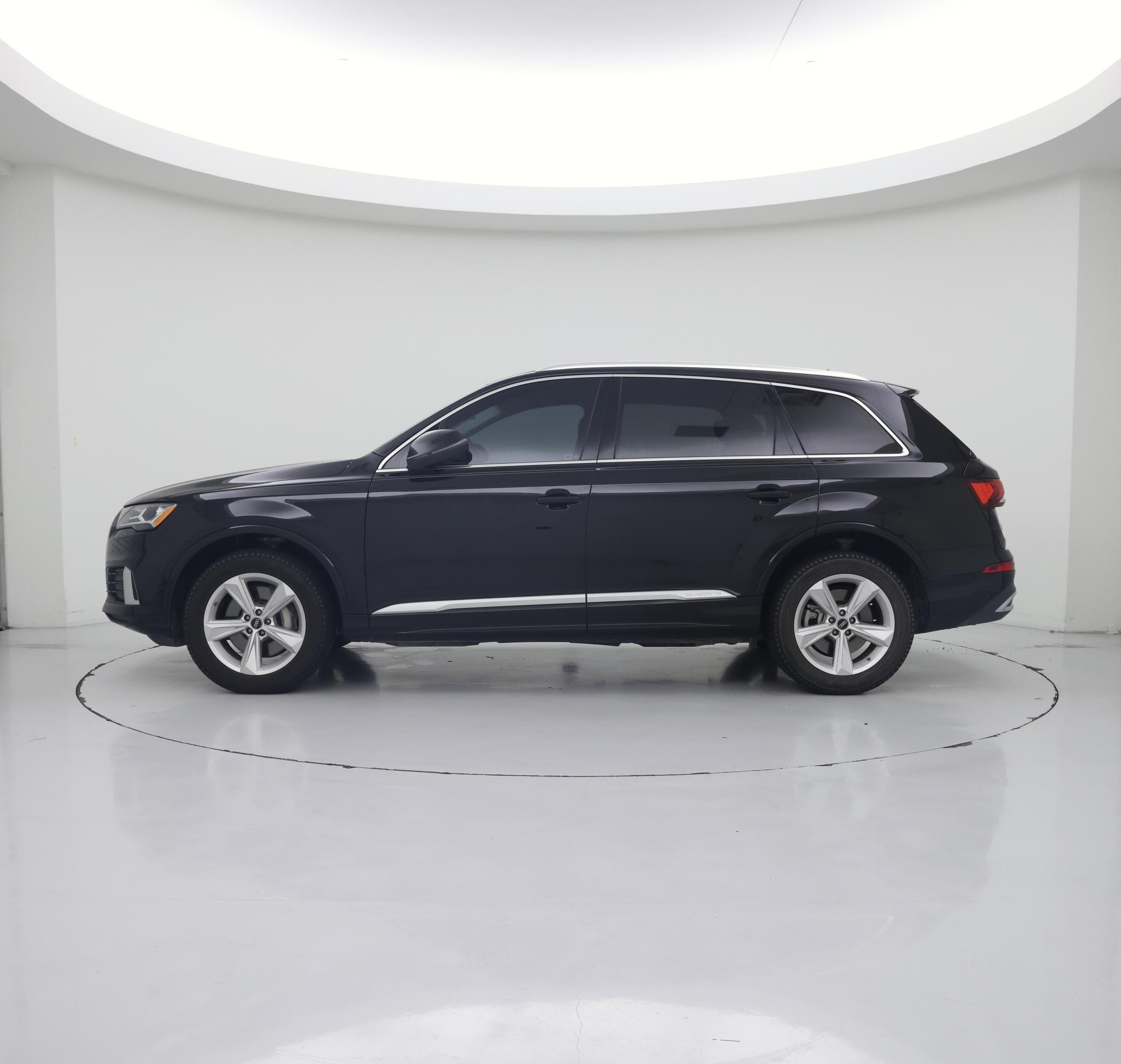 Thumbnail: 2023 Audi Q7 - 3